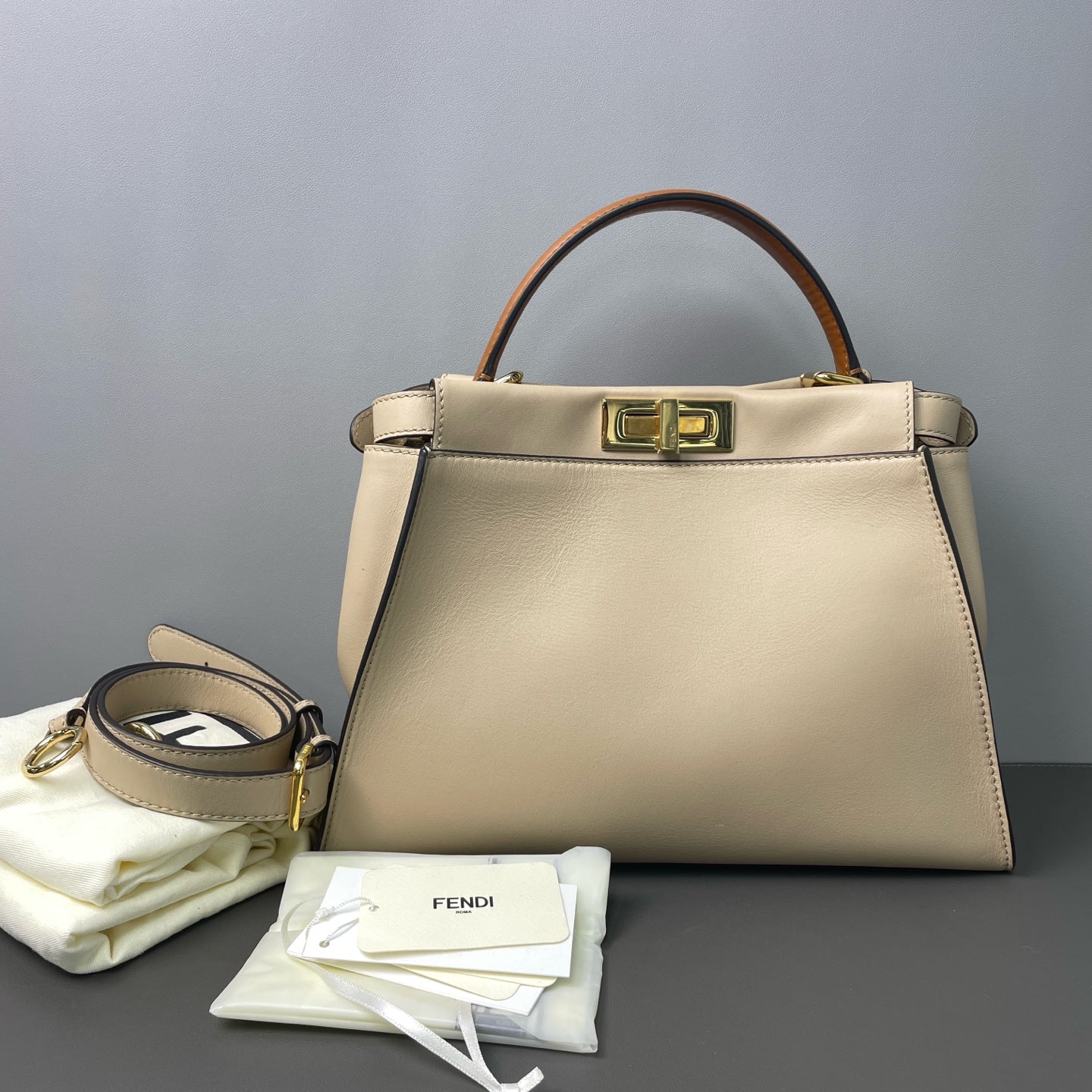 Fendi - Peekaboo - Leather - Beige with Tan Handle - (Medium)