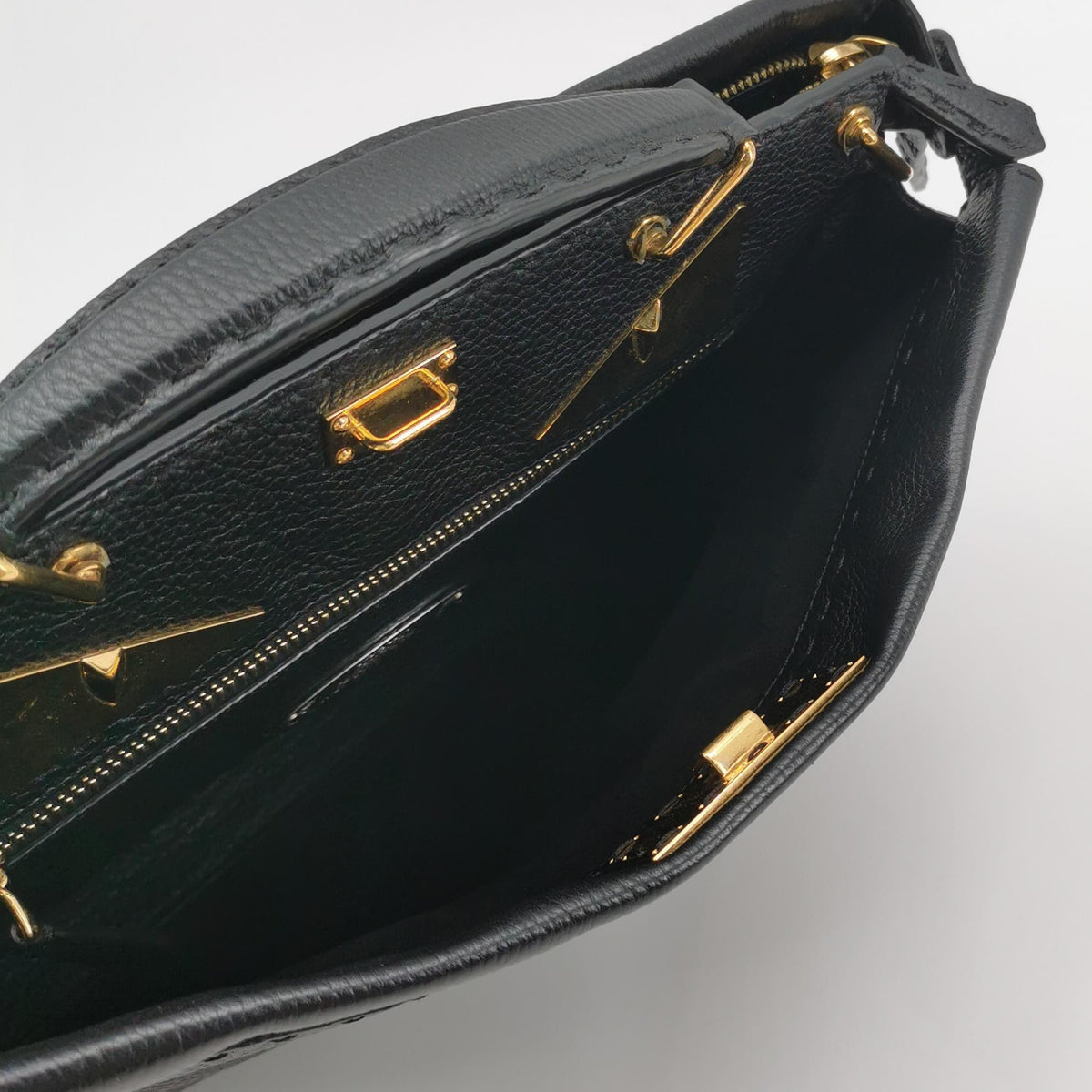 Fendi - Peekaboo - Leather - Black