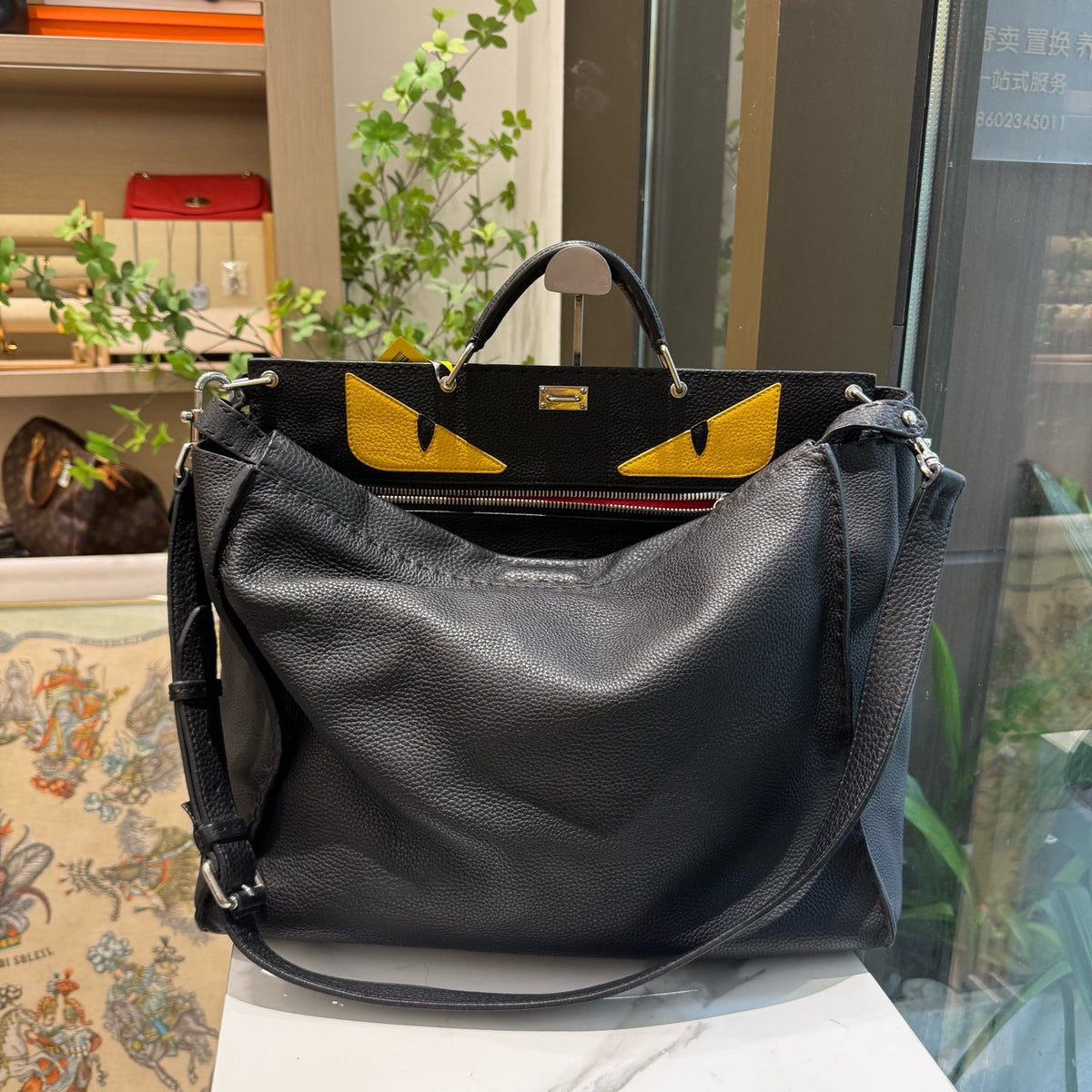 Fendi - Peekaboo - Leather - Black - (large)