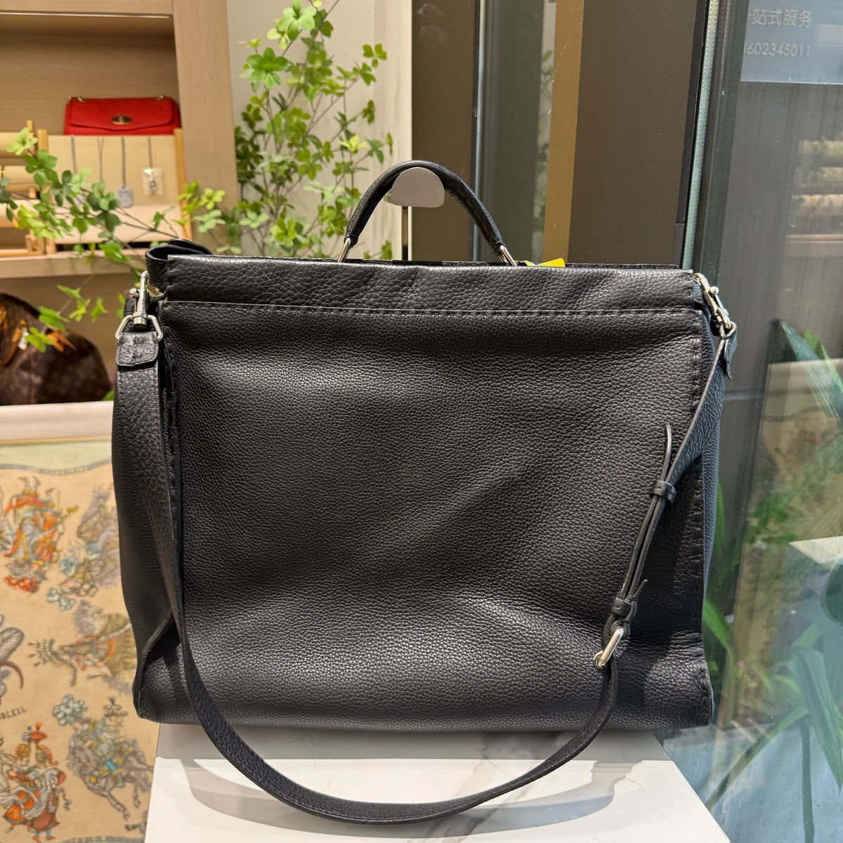 Fendi - Peekaboo - Leather - Black - (large)