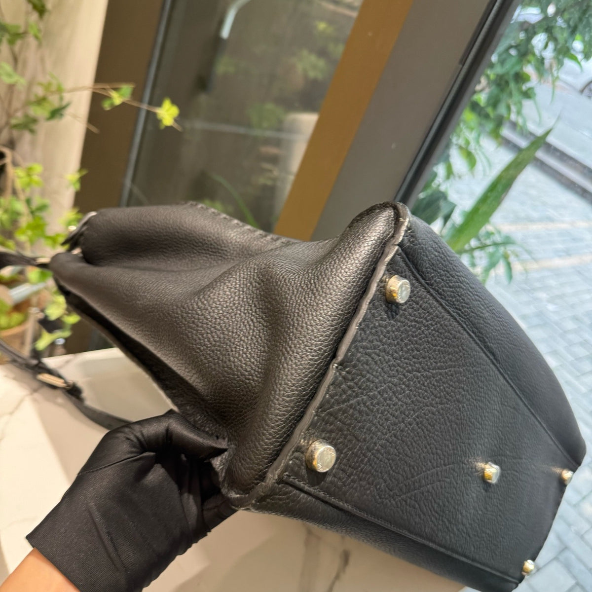 Fendi - Peekaboo - Leather - Black - (large)