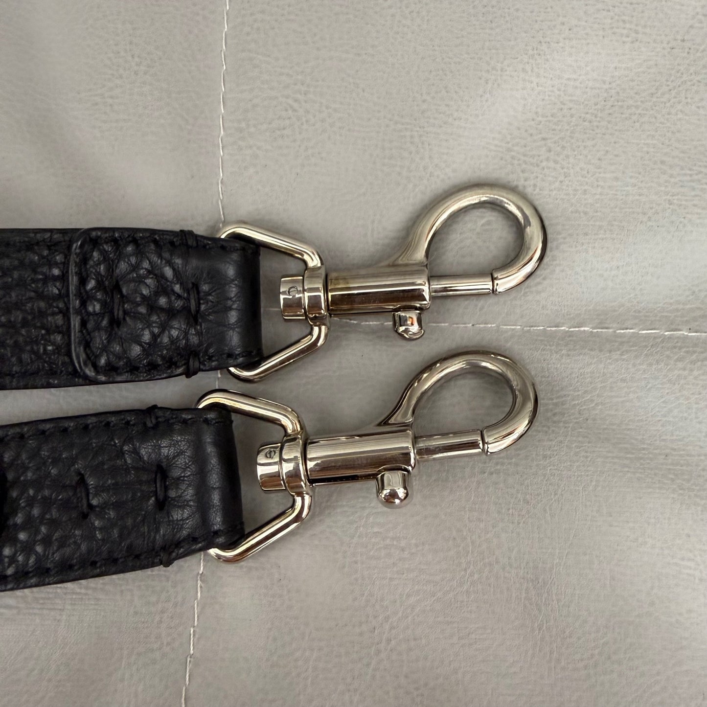 Fendi - Peekaboo - Leather - Black - (large)