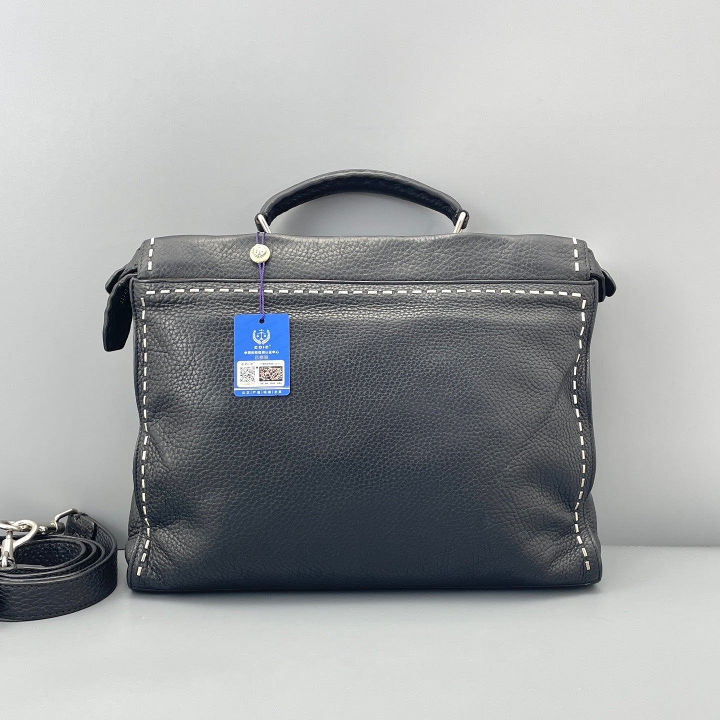 Fendi - Peekaboo - Leather - Black - (medium)