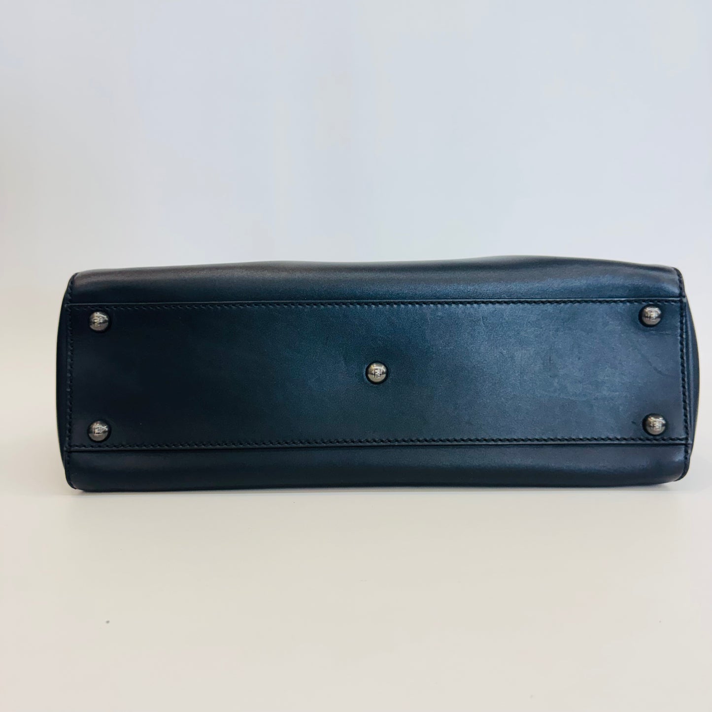 Fendi - Peekaboo - Leather - Black - (medium)