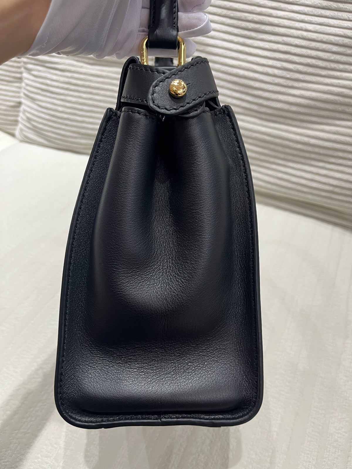 Fendi - Peekaboo - Leather - Black - (medium)