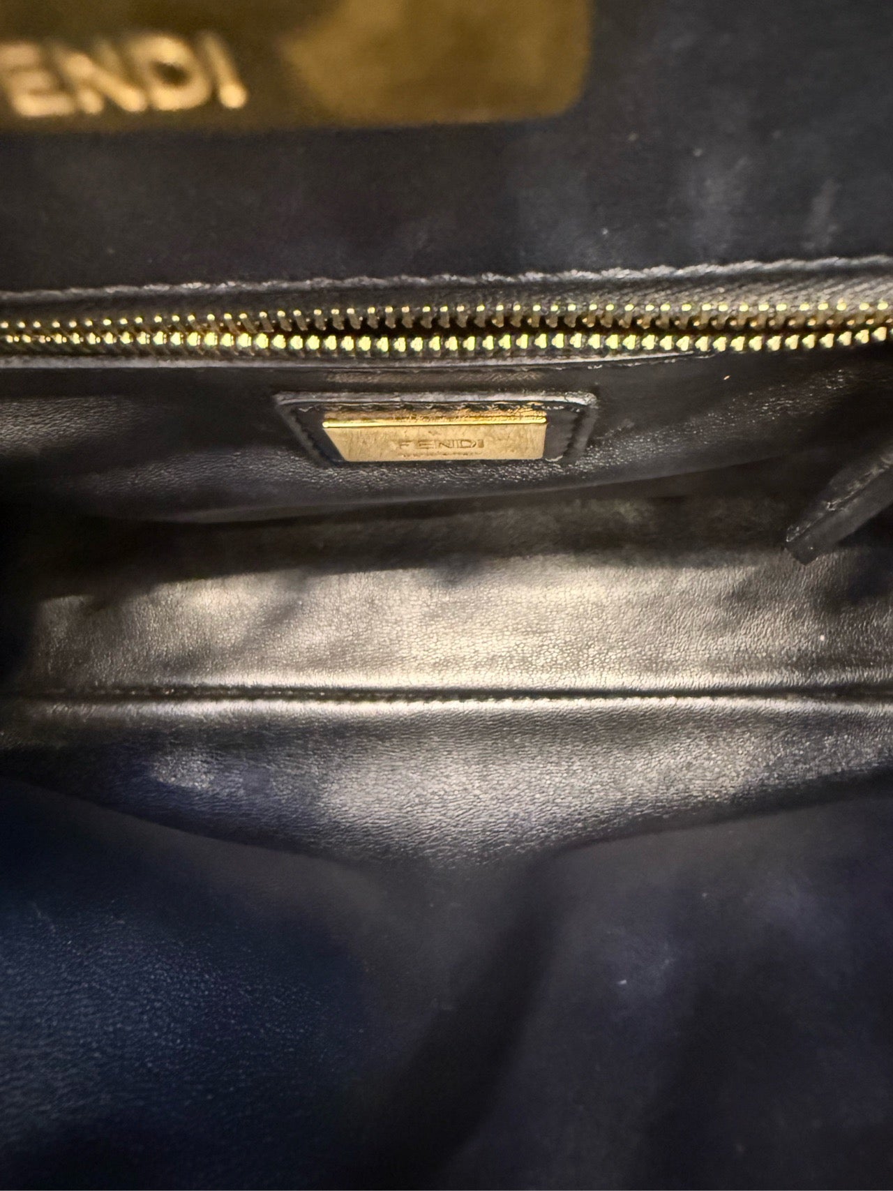 Fendi - Peekaboo - Leather - Black - (medium)