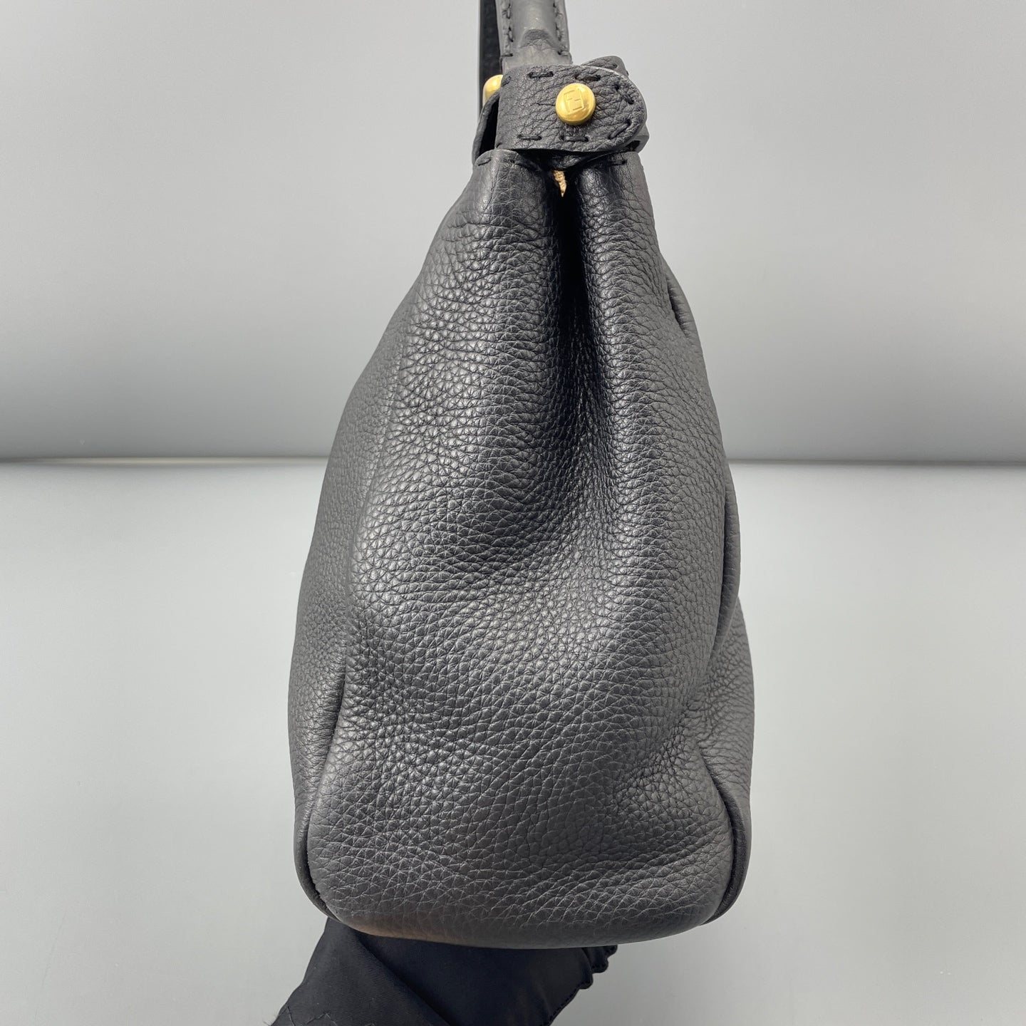 Fendi - Peekaboo - Leather - Black - (Medium)