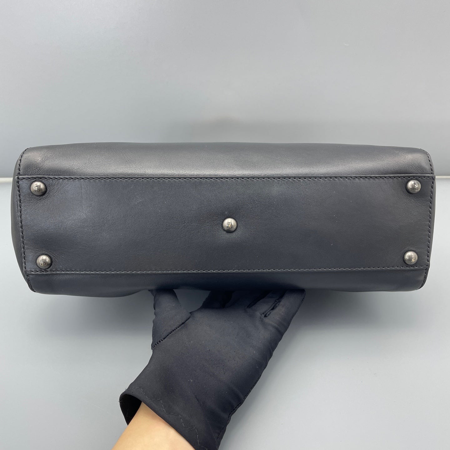 Fendi - Peekaboo - Leather - Black - (medium)