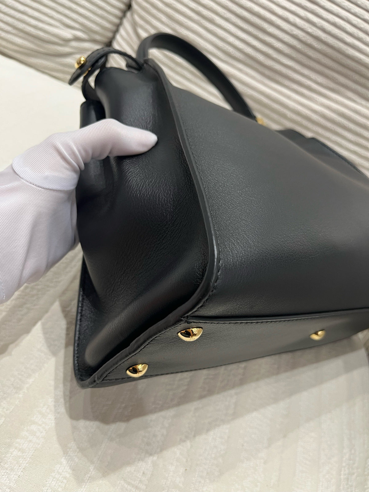 Fendi - Peekaboo - Leather - Black - (medium)
