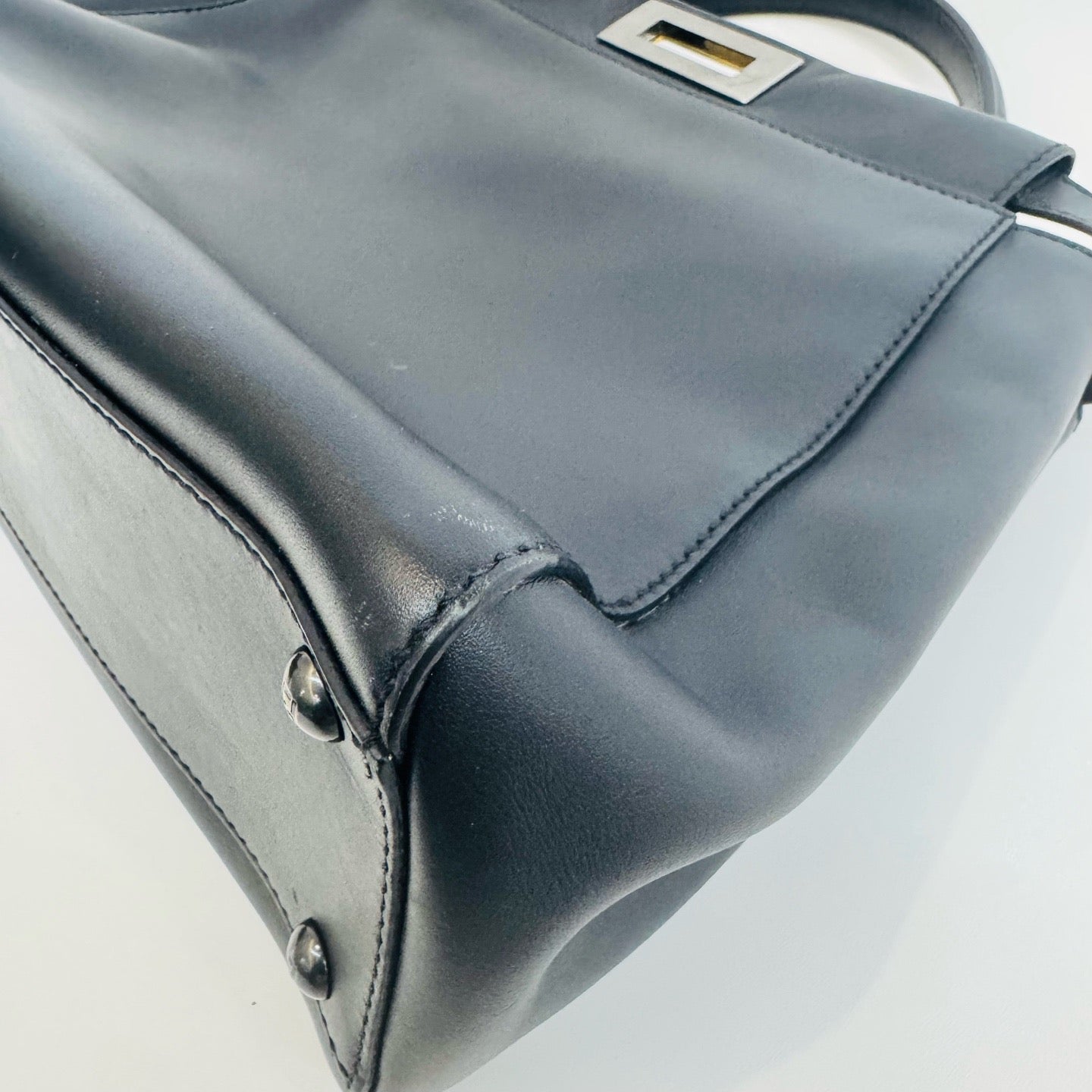 Fendi - Peekaboo - Leather - Black - (medium)