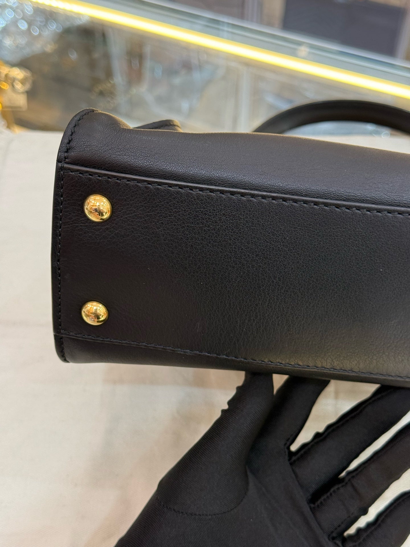 Fendi - Peekaboo - Leather - Black - (medium)