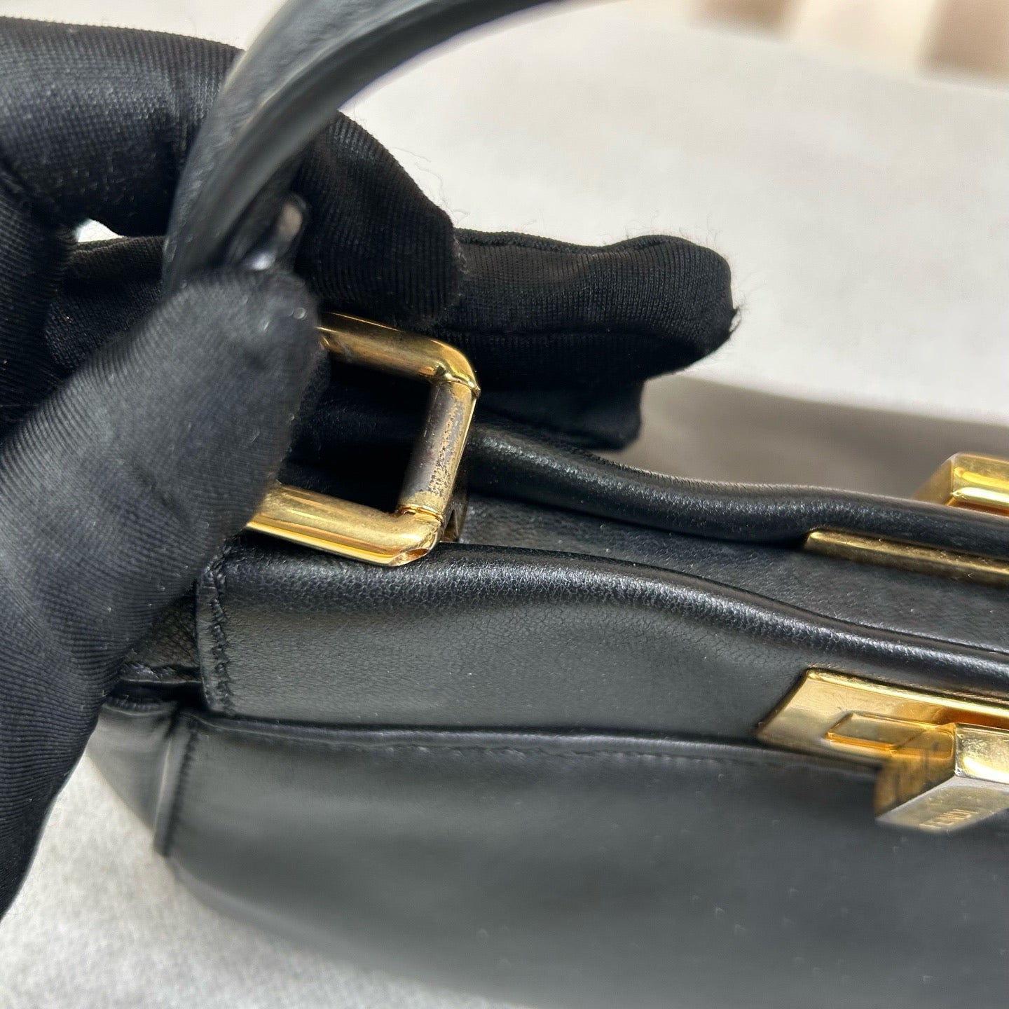 Fendi - Peekaboo - Leather - Black - (medium)