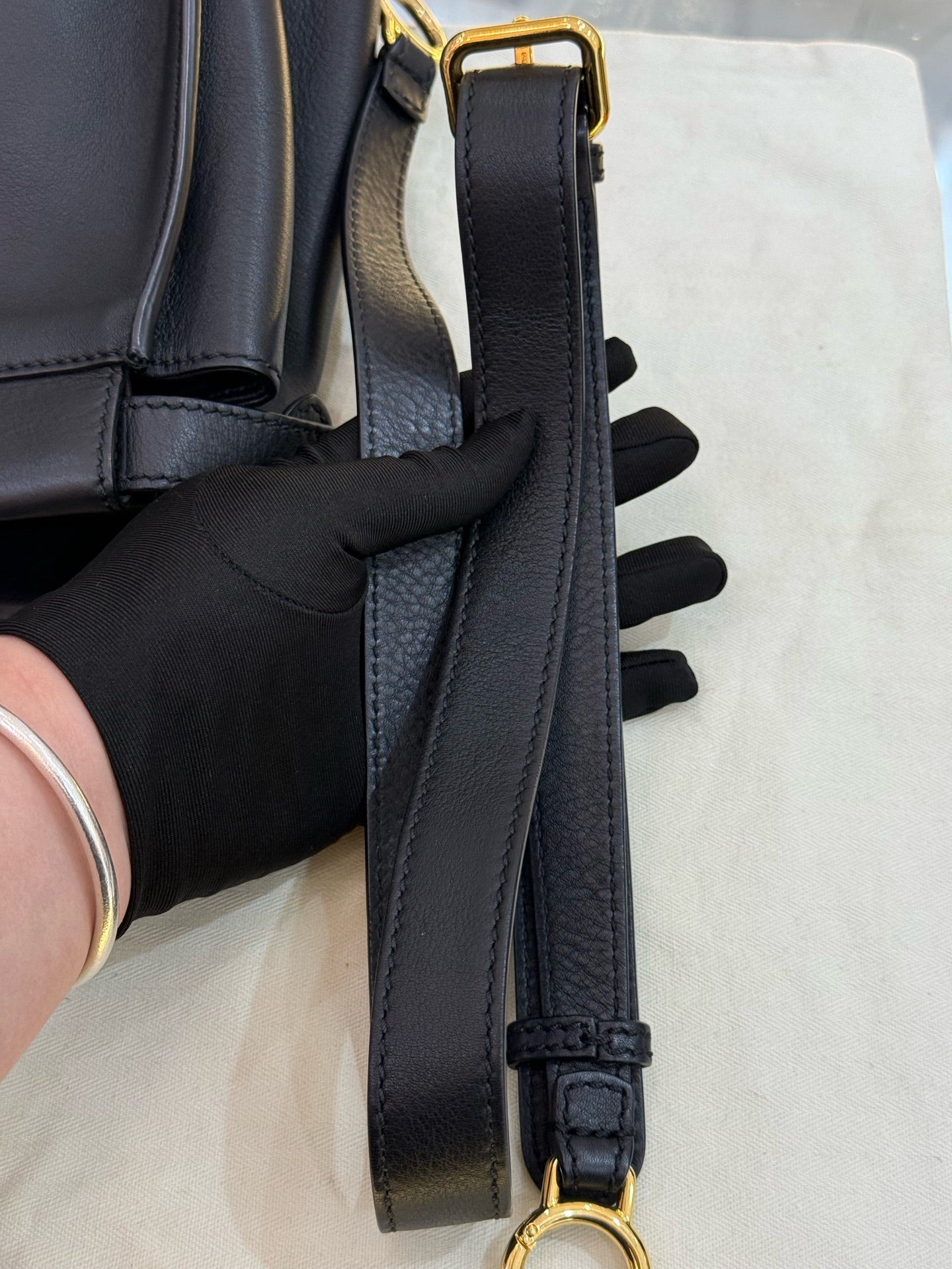 Fendi - Peekaboo - Leather - Black - (medium)