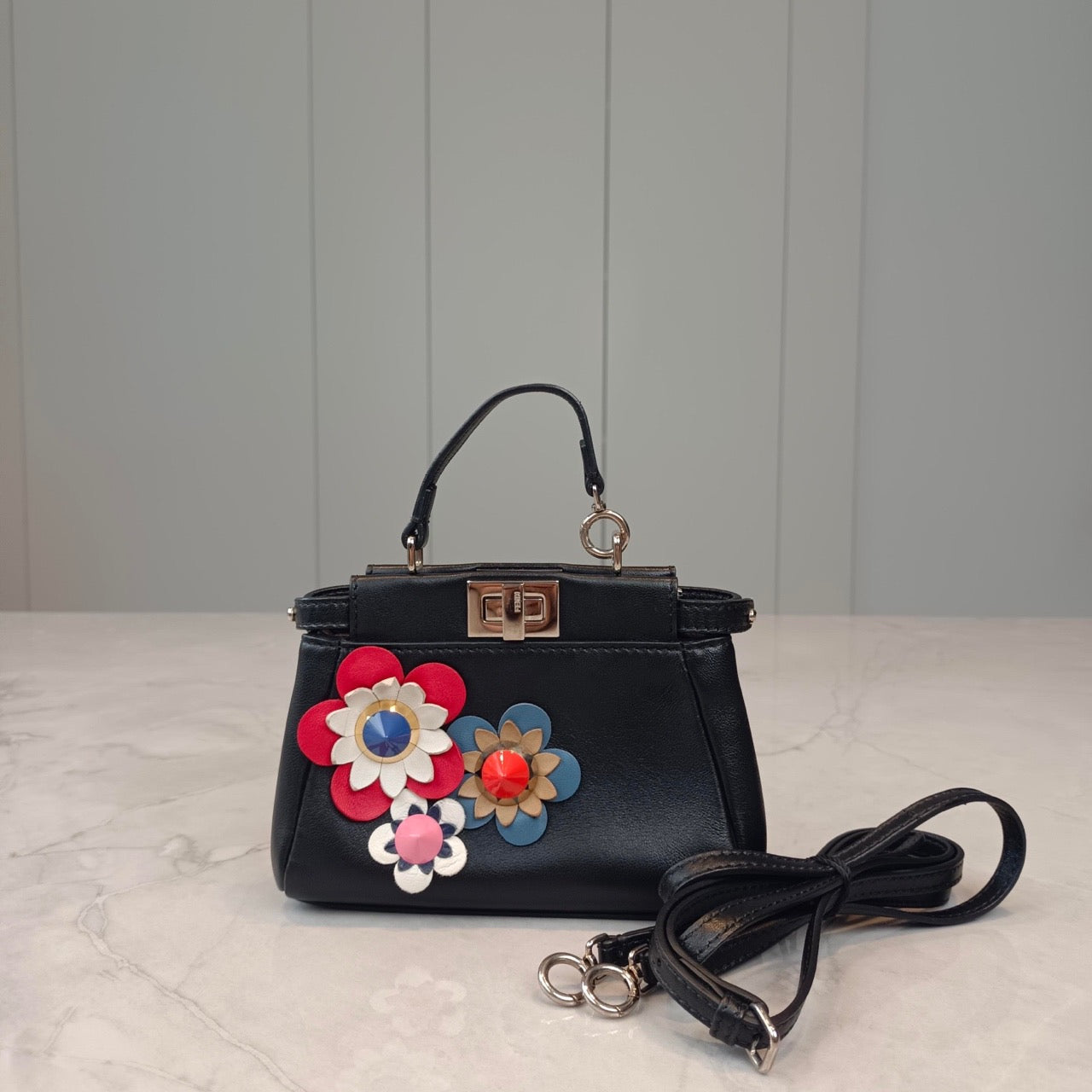 Fendi - Peekaboo - Leather - Black - (mini)