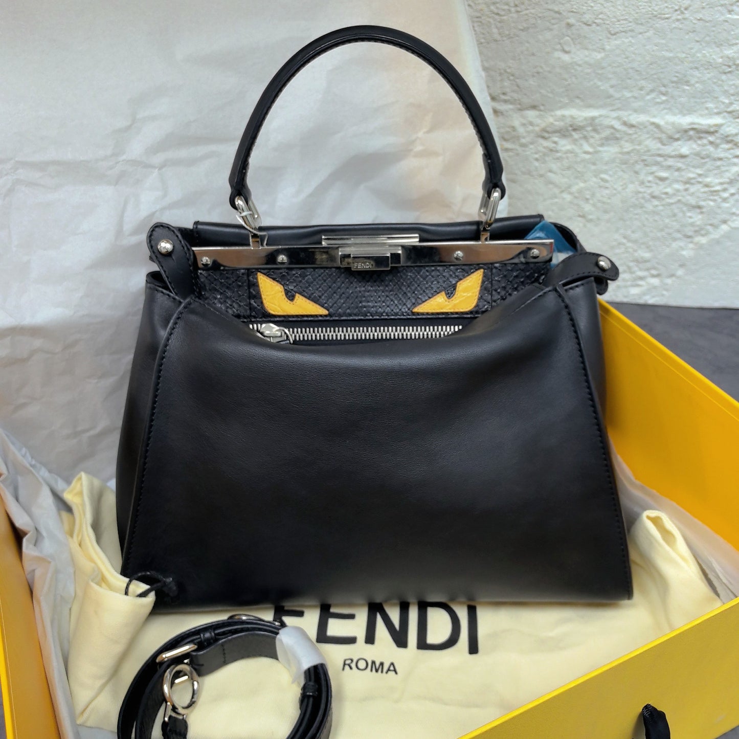 Fendi - Peekaboo - Leather - Black - (small)