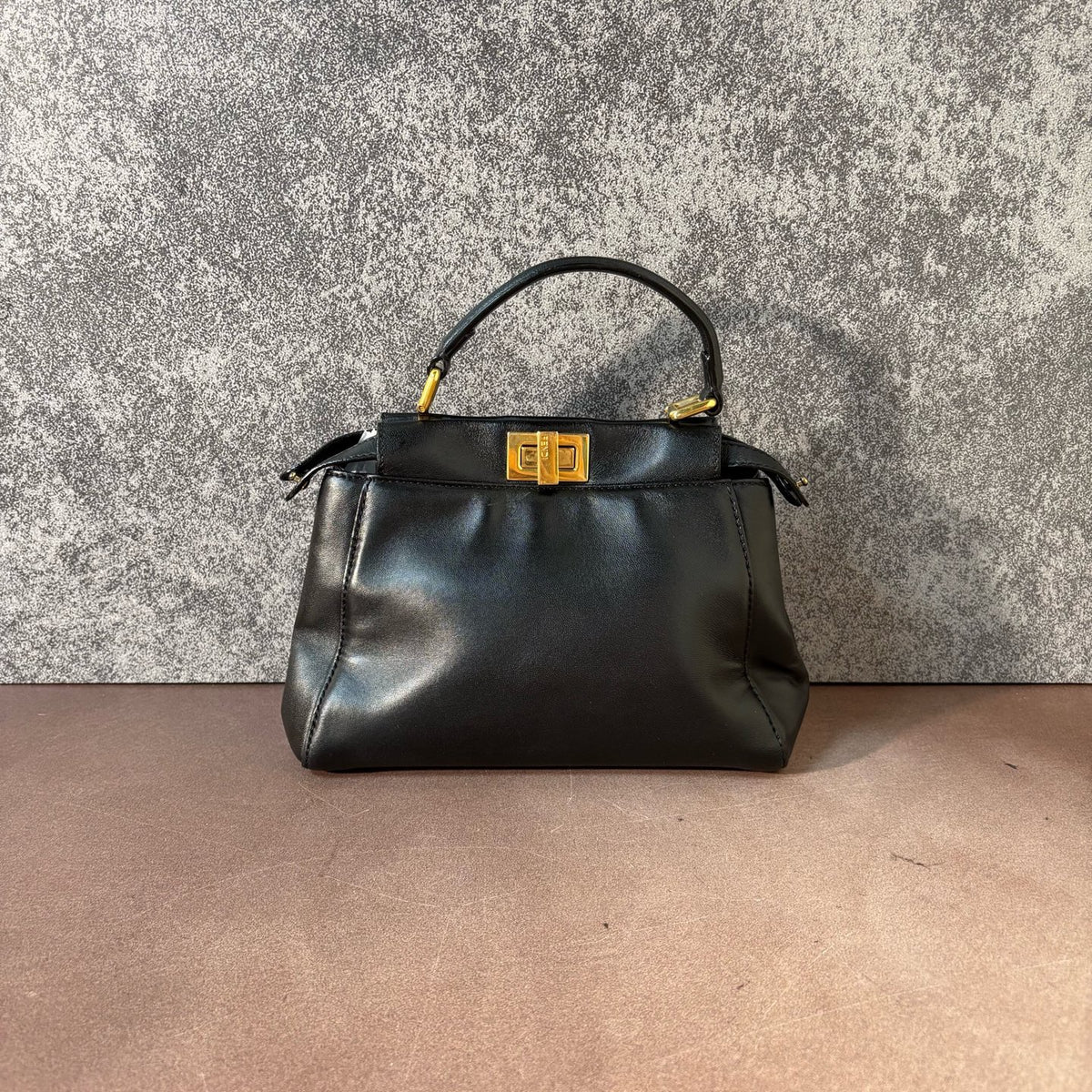 Fendi - Peekaboo - Leather - Black - (small)