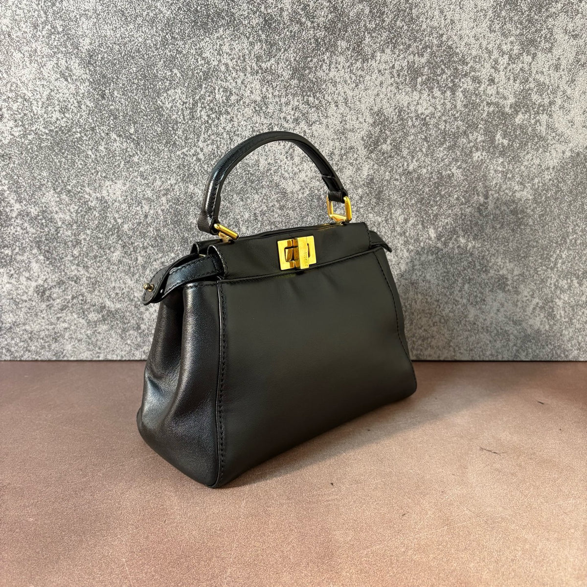 Fendi - Peekaboo - Leather - Black - (small)