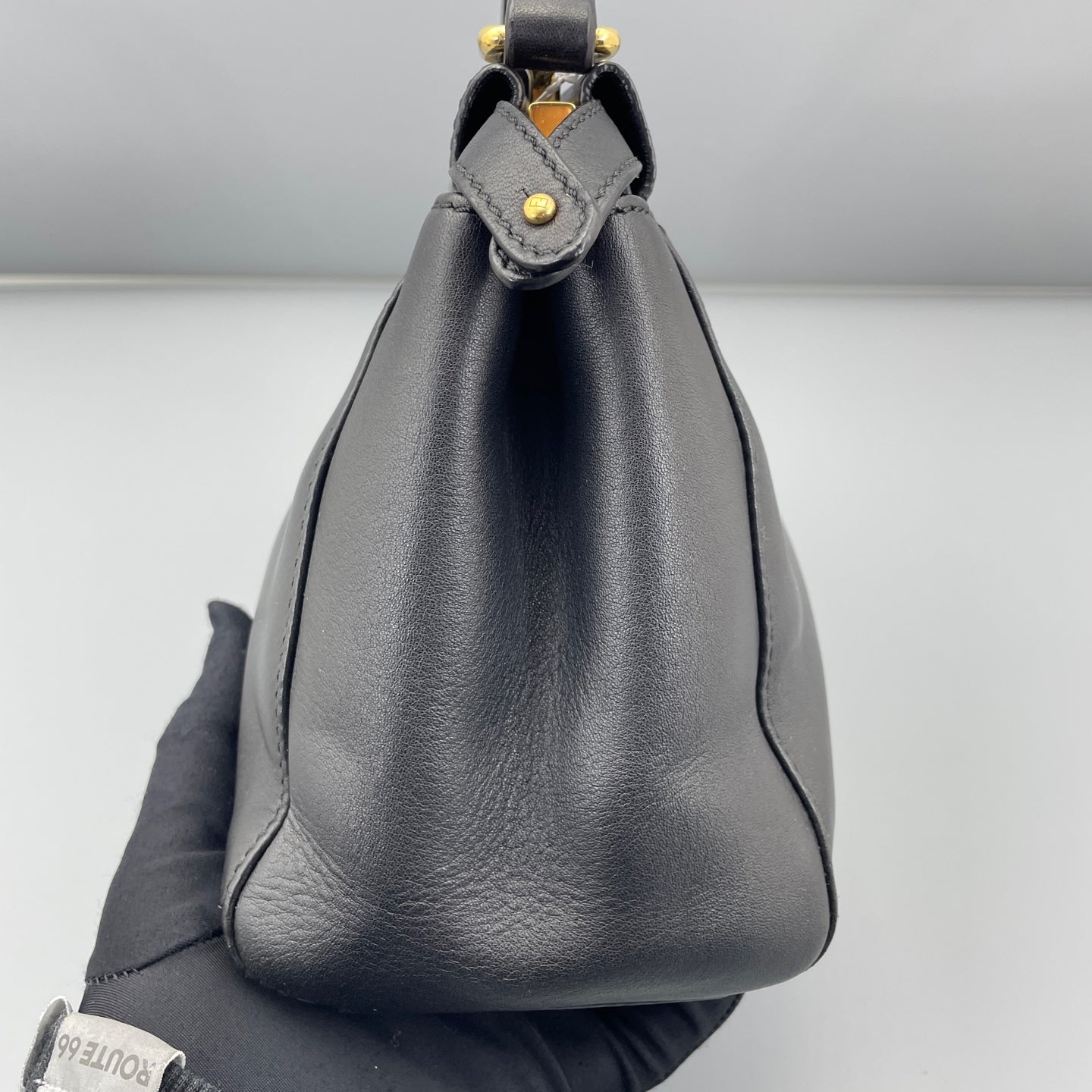 Fendi - Peekaboo - Leather - Black - (small)