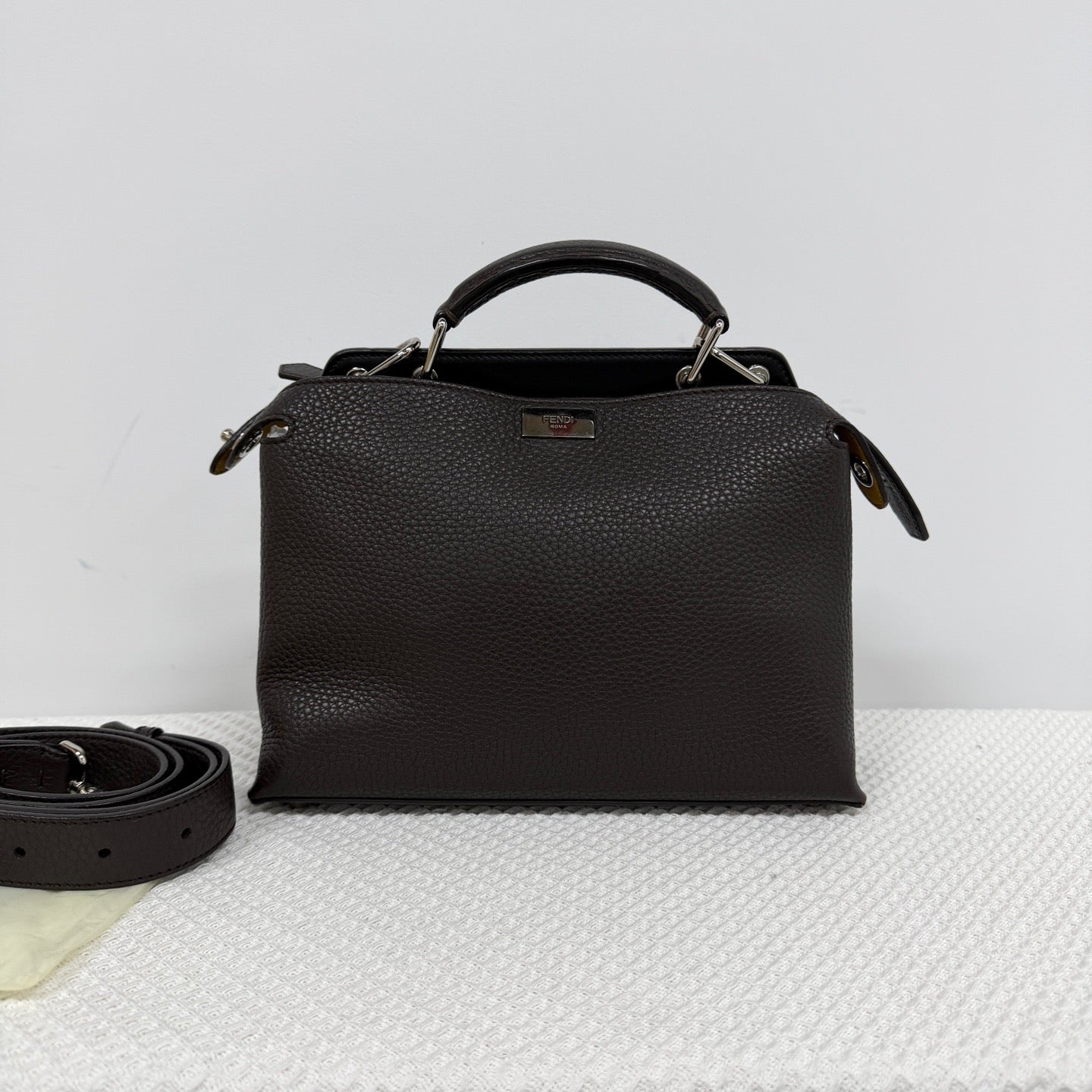 Fendi - Peekaboo - Leather - Brown - (medium)