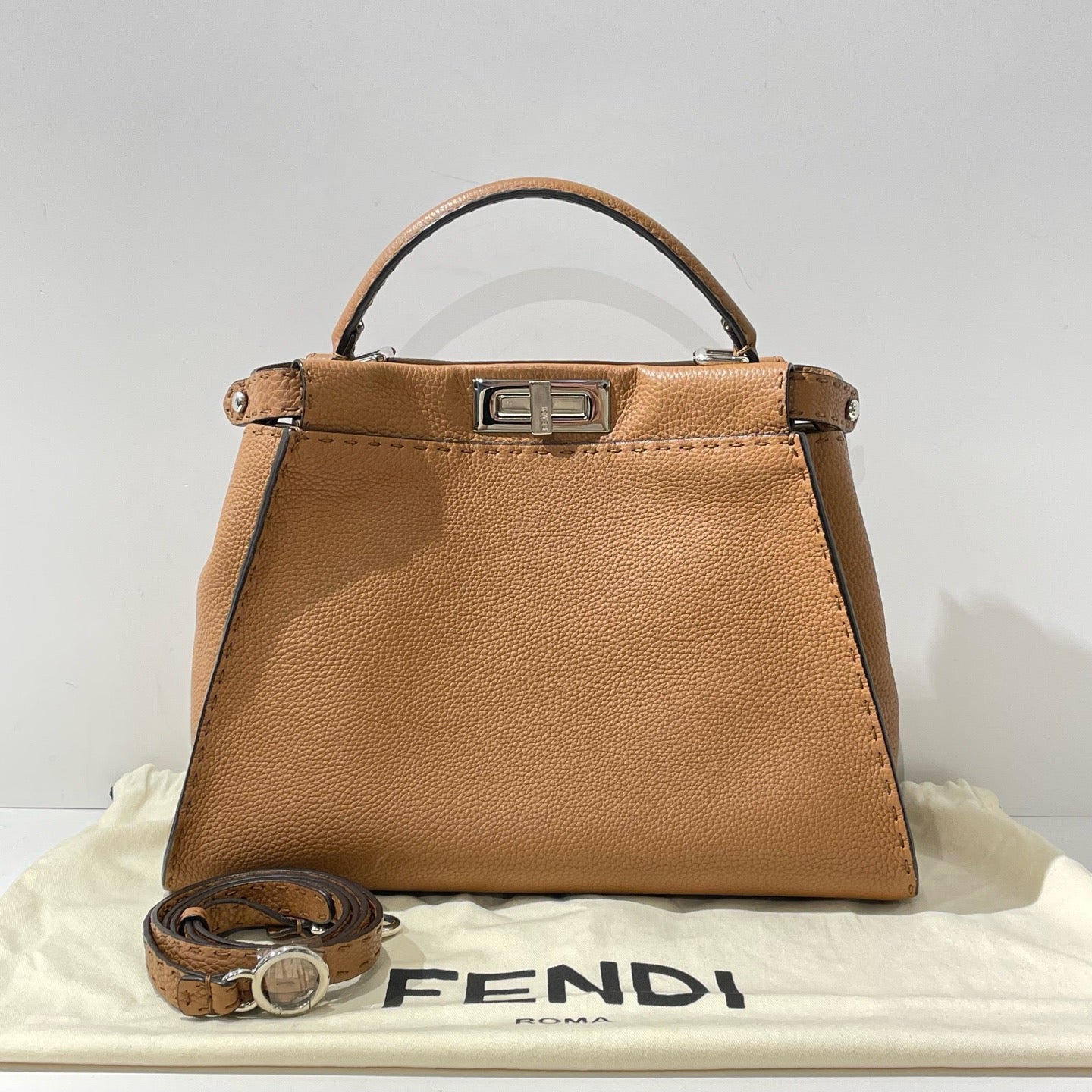 Fendi - Peekaboo - Leather - Brown - (medium)