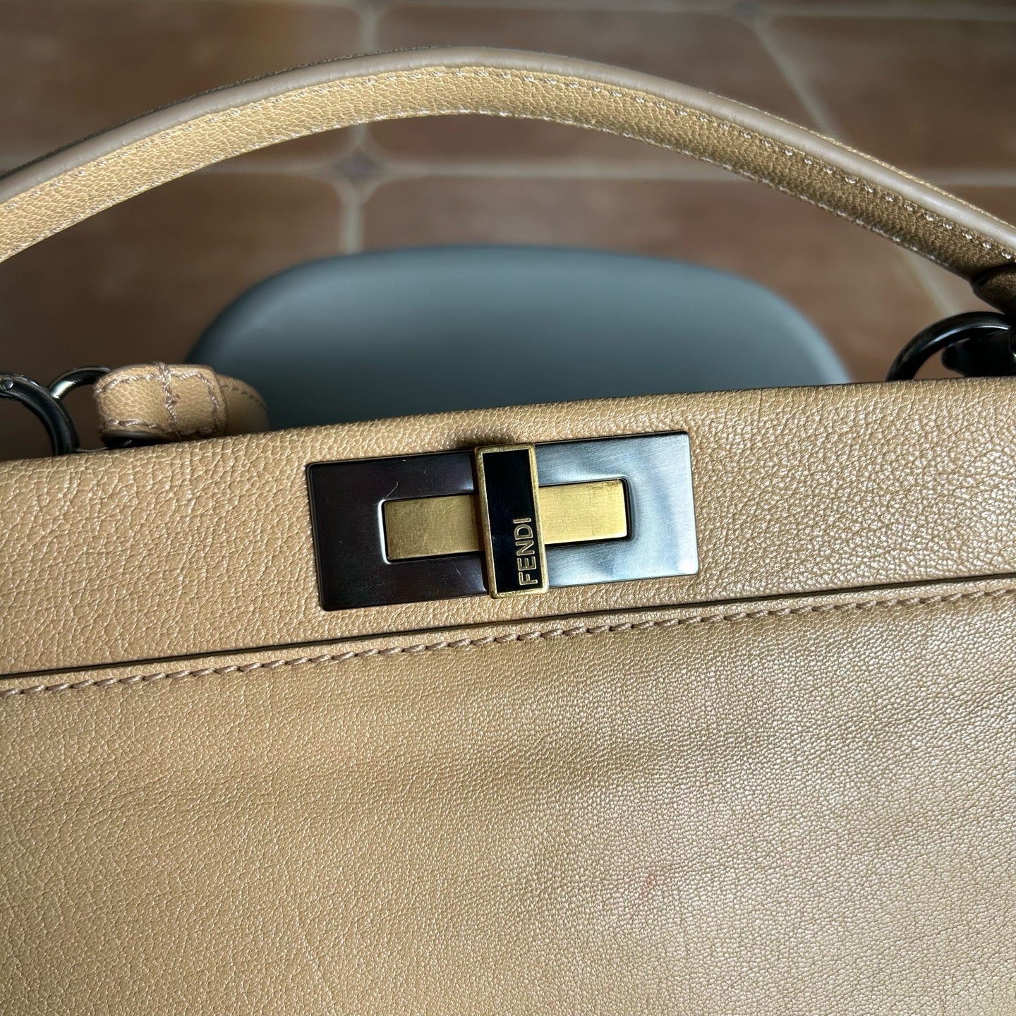 Fendi - Peekaboo - Leather - Camel - (Large)
