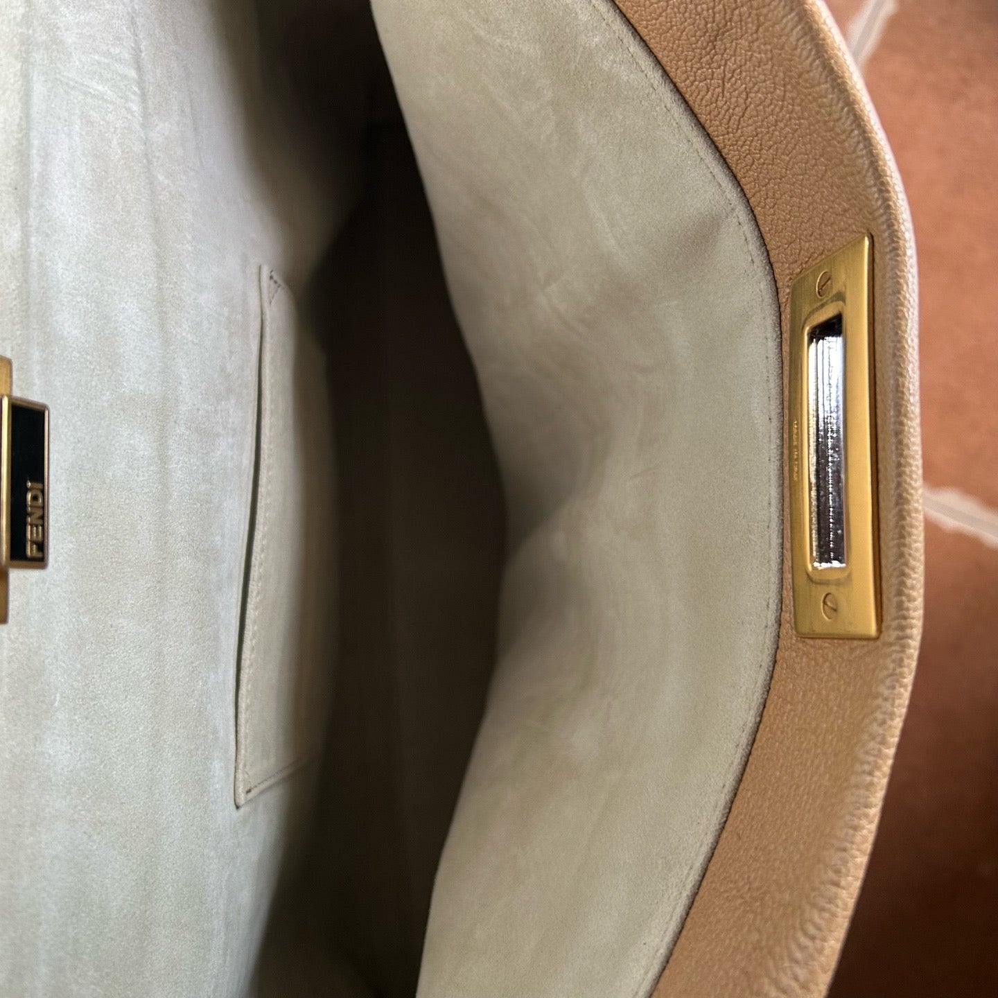Fendi - Peekaboo - Leather - Camel - (Large)
