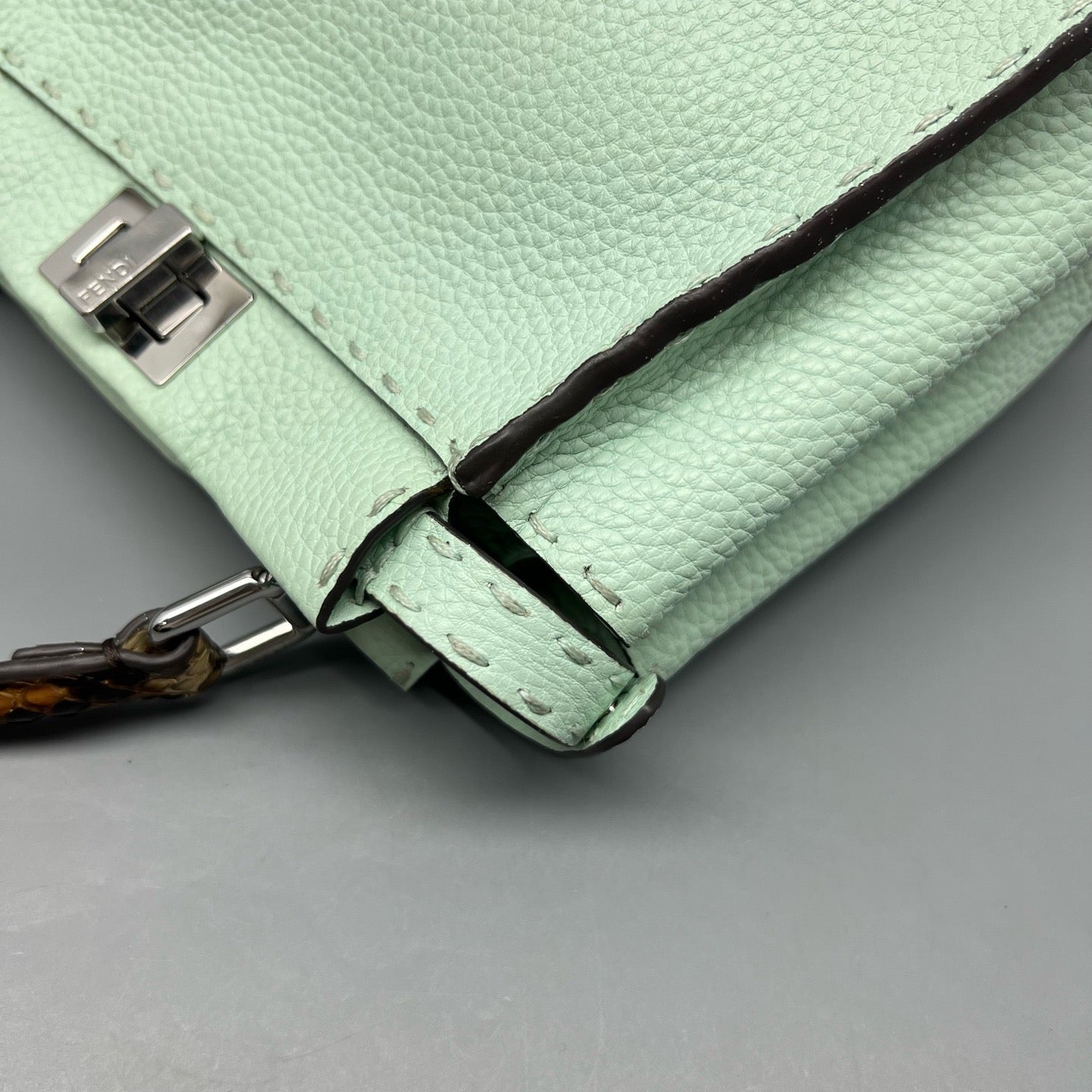 Fendi - Peekaboo - Leather - Green - (Small)