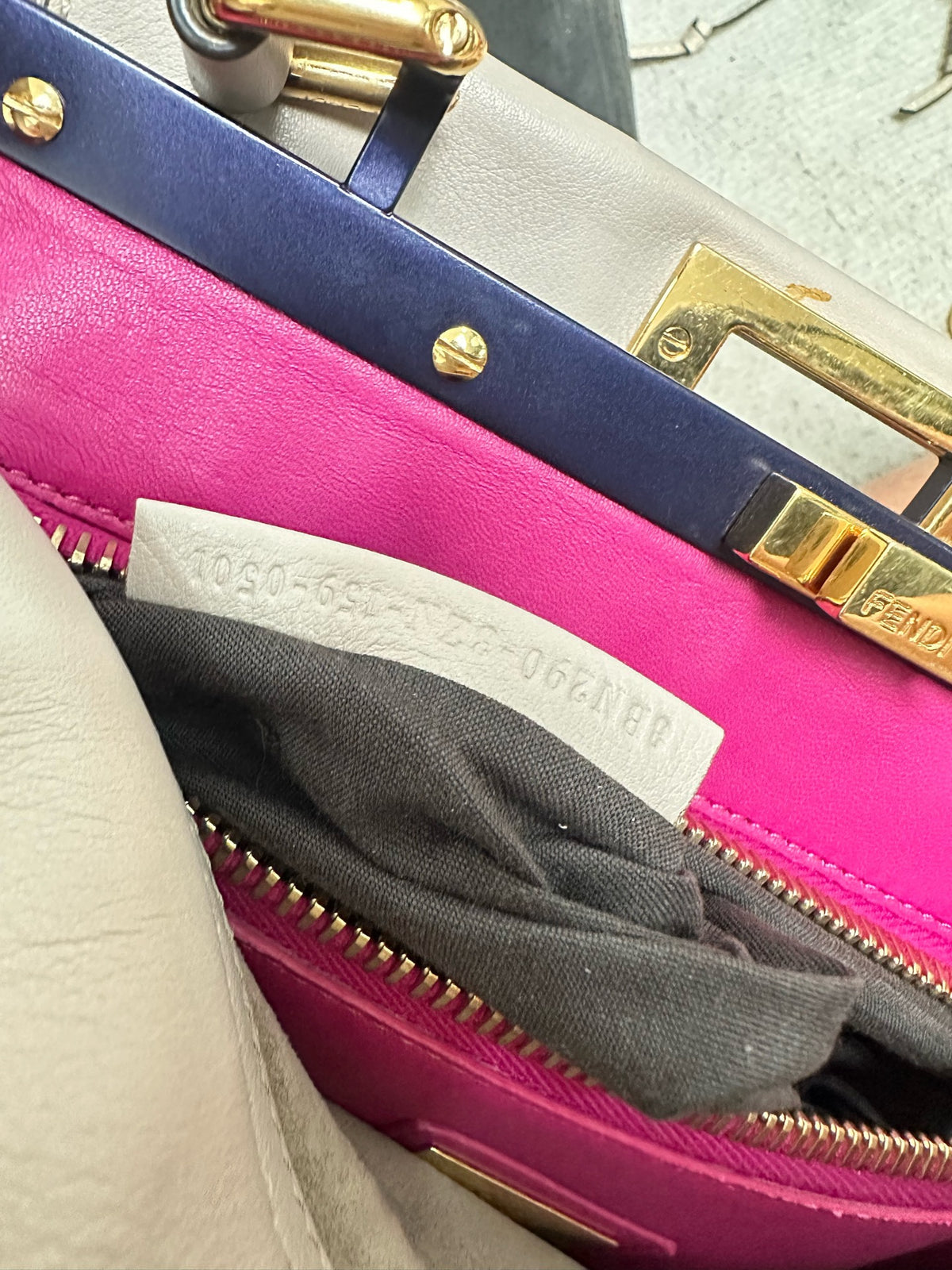 Fendi - Peekaboo - Leather - Grey