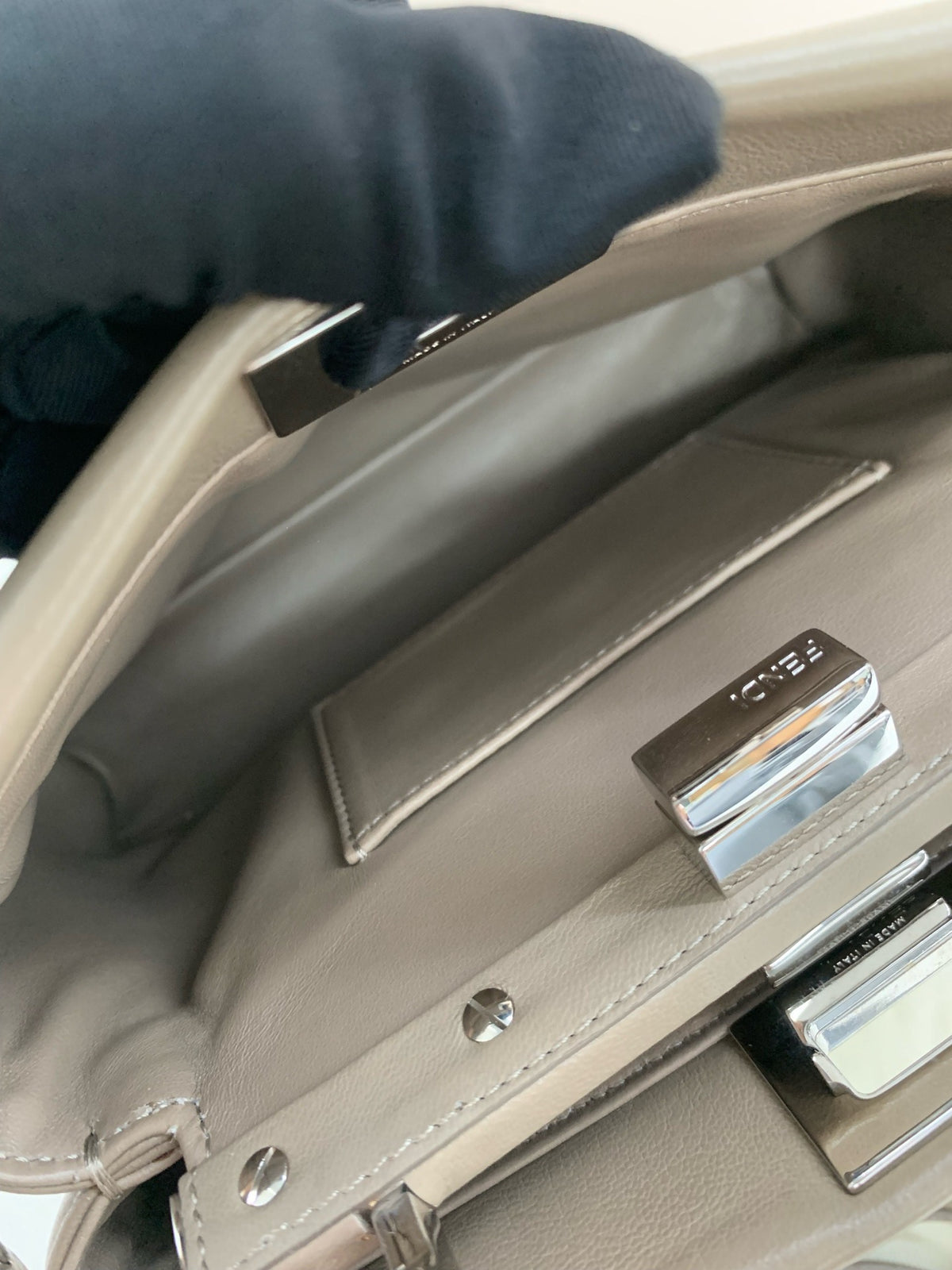 Fendi - Peekaboo - Leather - Grey