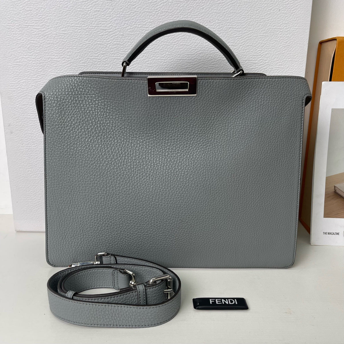 Fendi - Peekaboo - Leather - Grey - (Large)