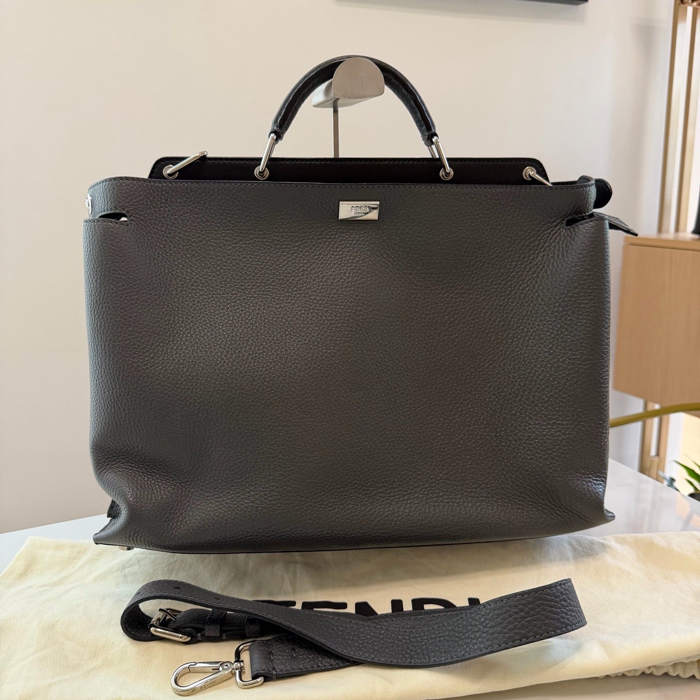 Fendi - Peekaboo - Leather - Grey - (large)