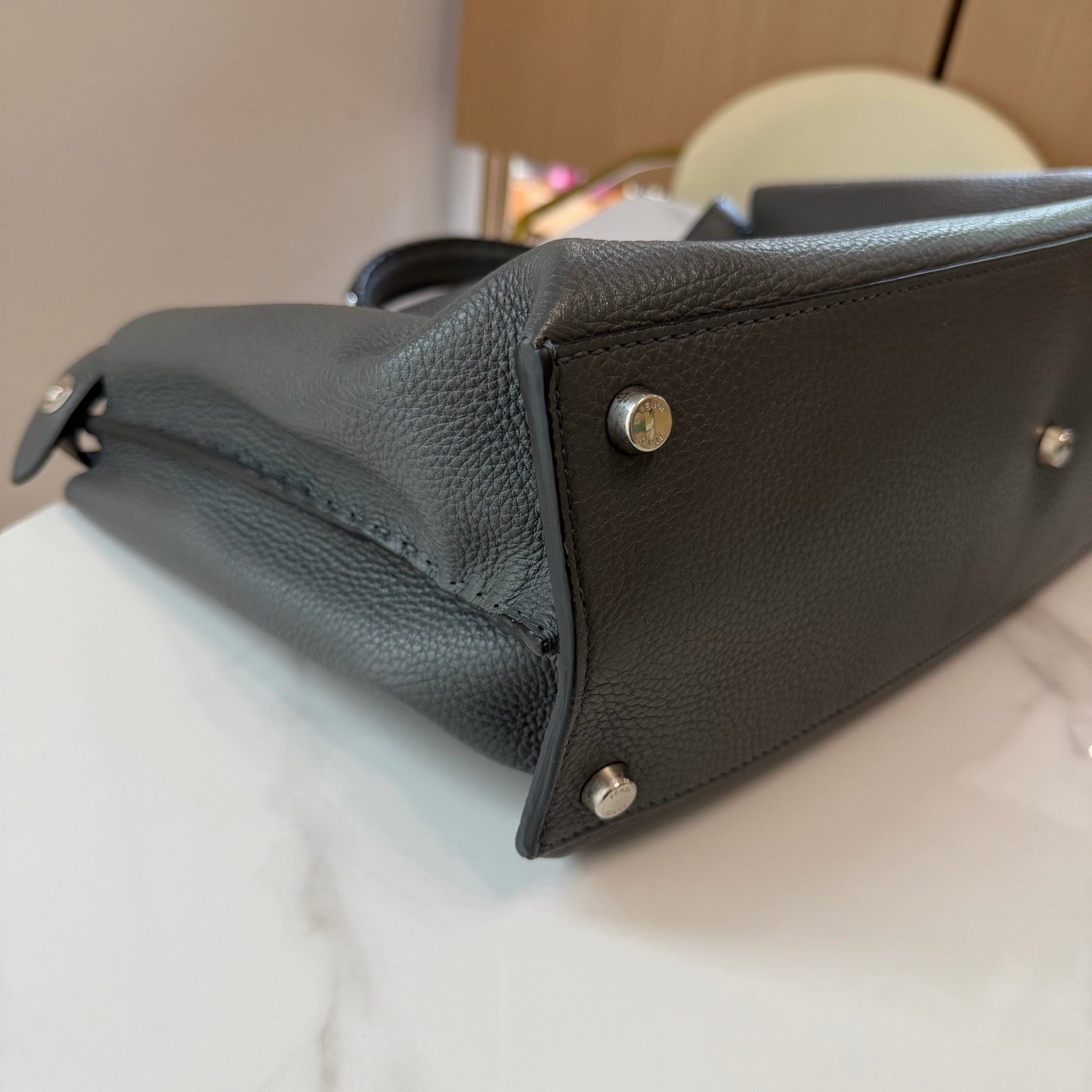 Fendi - Peekaboo - Leather - Grey - (large)