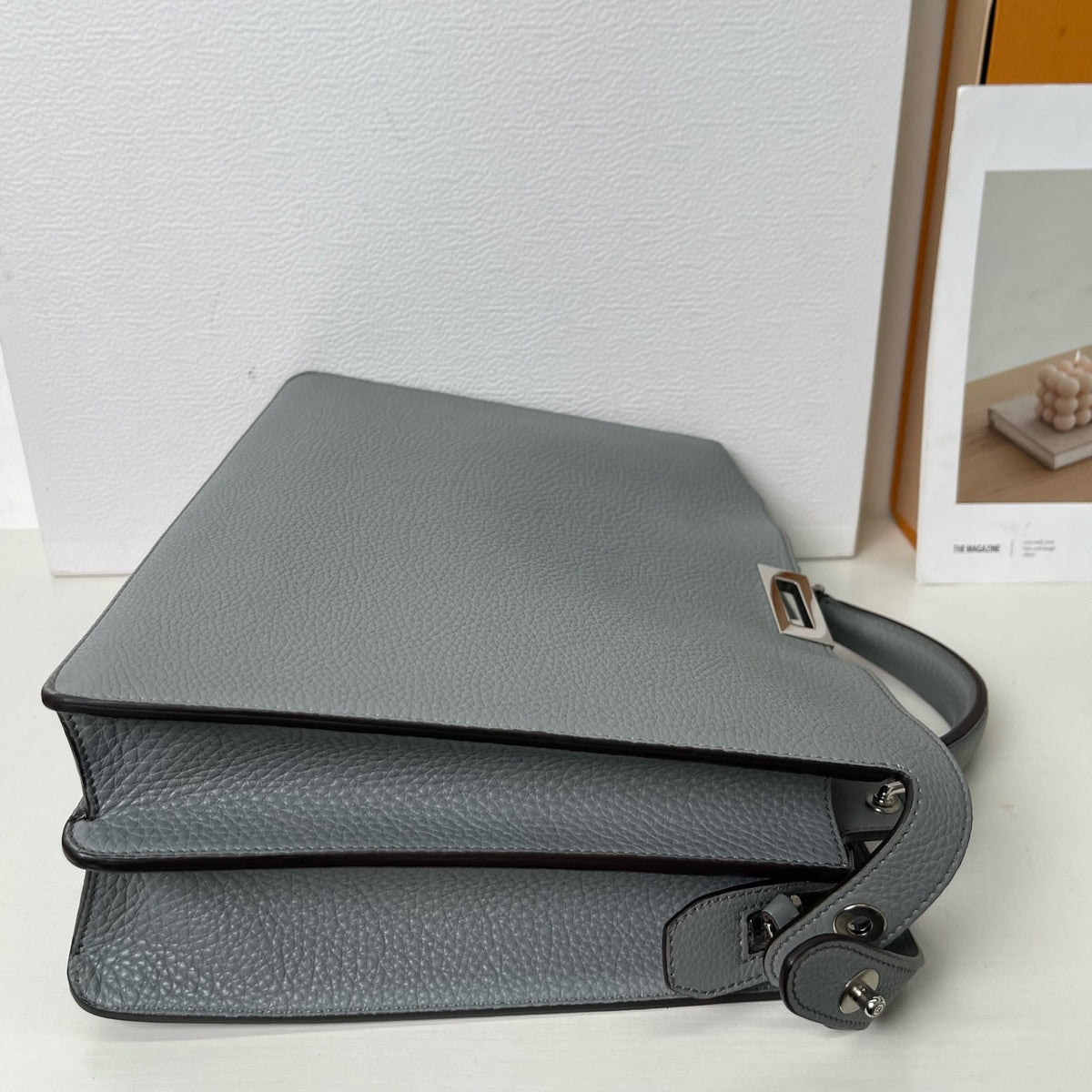 Fendi - Peekaboo - Leather - Grey - (Large)