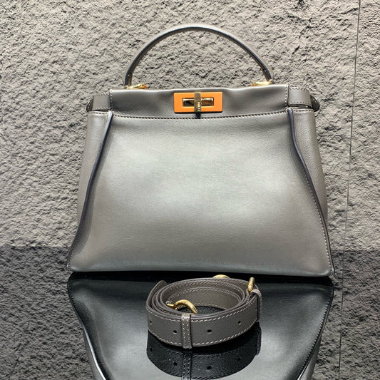 Fendi - Peekaboo - Leather - Grey - (medium)