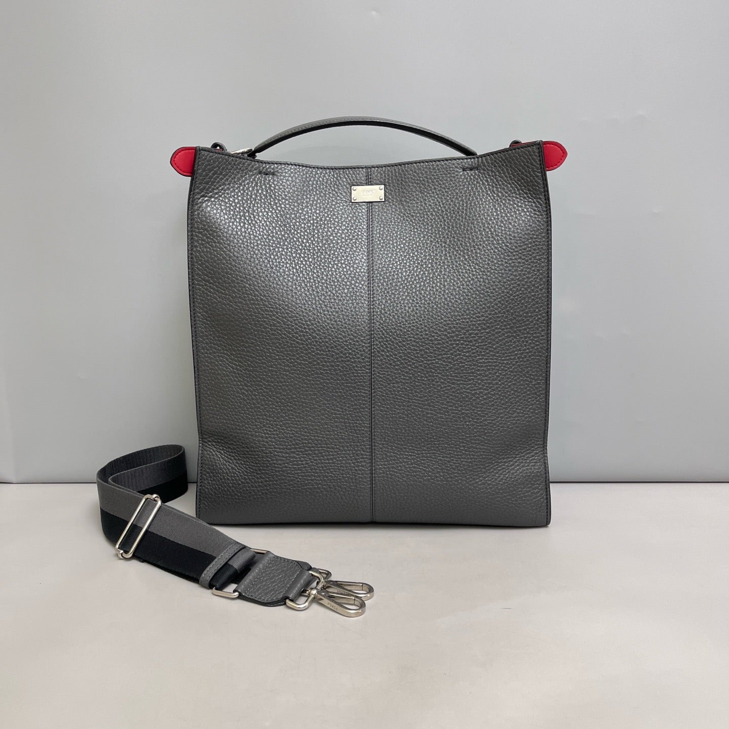 Fendi - Peekaboo - Leather - Grey - (medium)