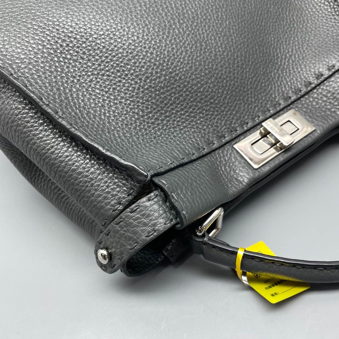 Fendi - Peekaboo - Leather - Grey - (medium)