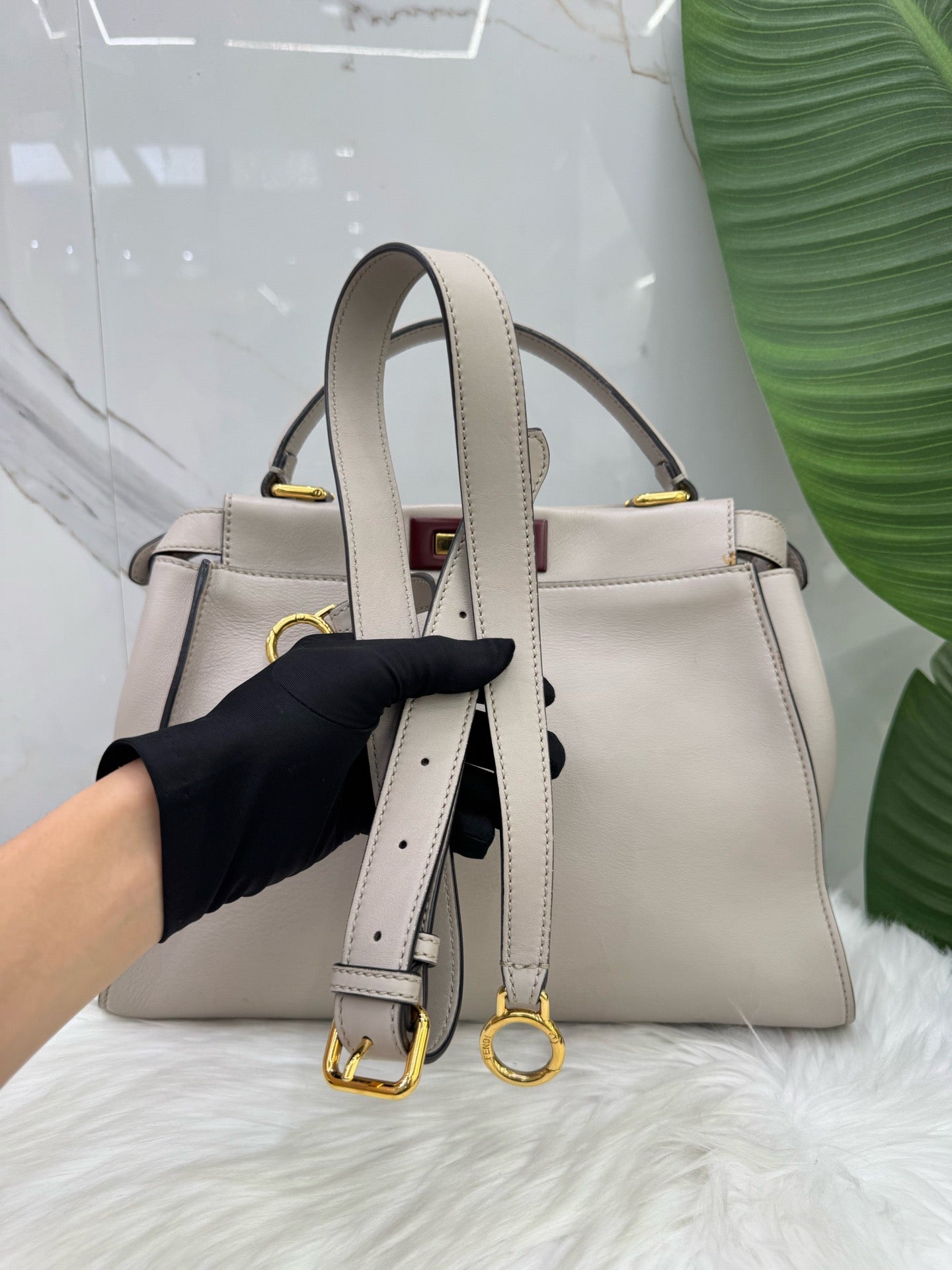 Fendi - Peekaboo - Leather - Grey - (medium)