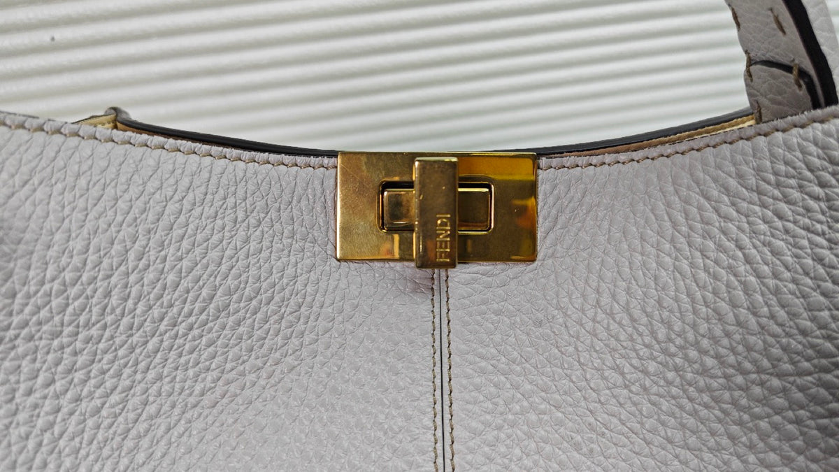 Fendi - Peekaboo - Leather - Grey - (medium)
