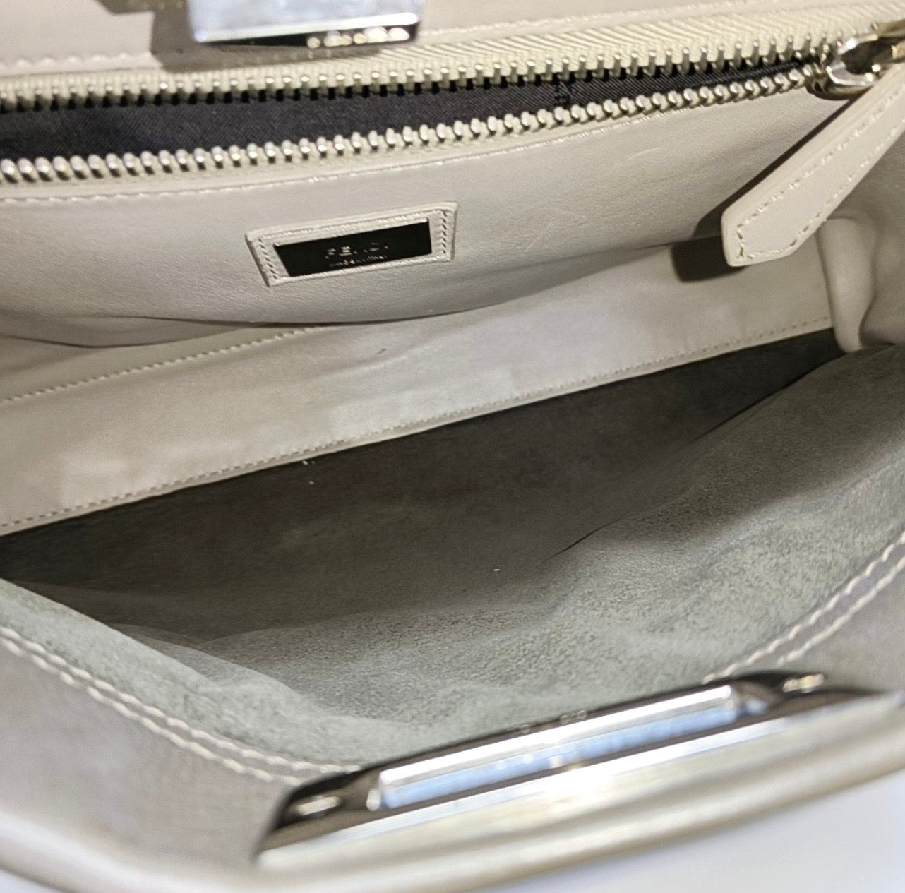 Fendi - Peekaboo - Leather - Grey - (medium)