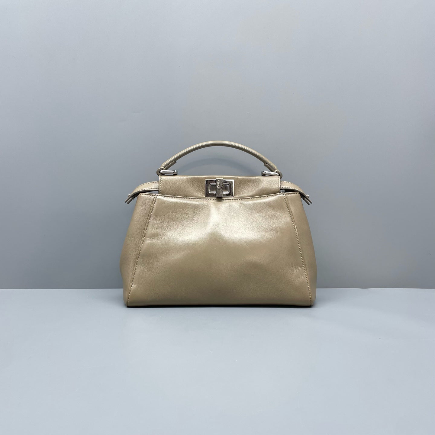 Fendi - Peekaboo - Leather - Grey - (Small)