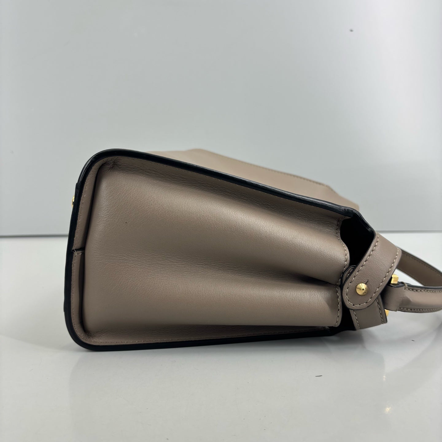 Fendi - Peekaboo - Leather - Grey - (Small)