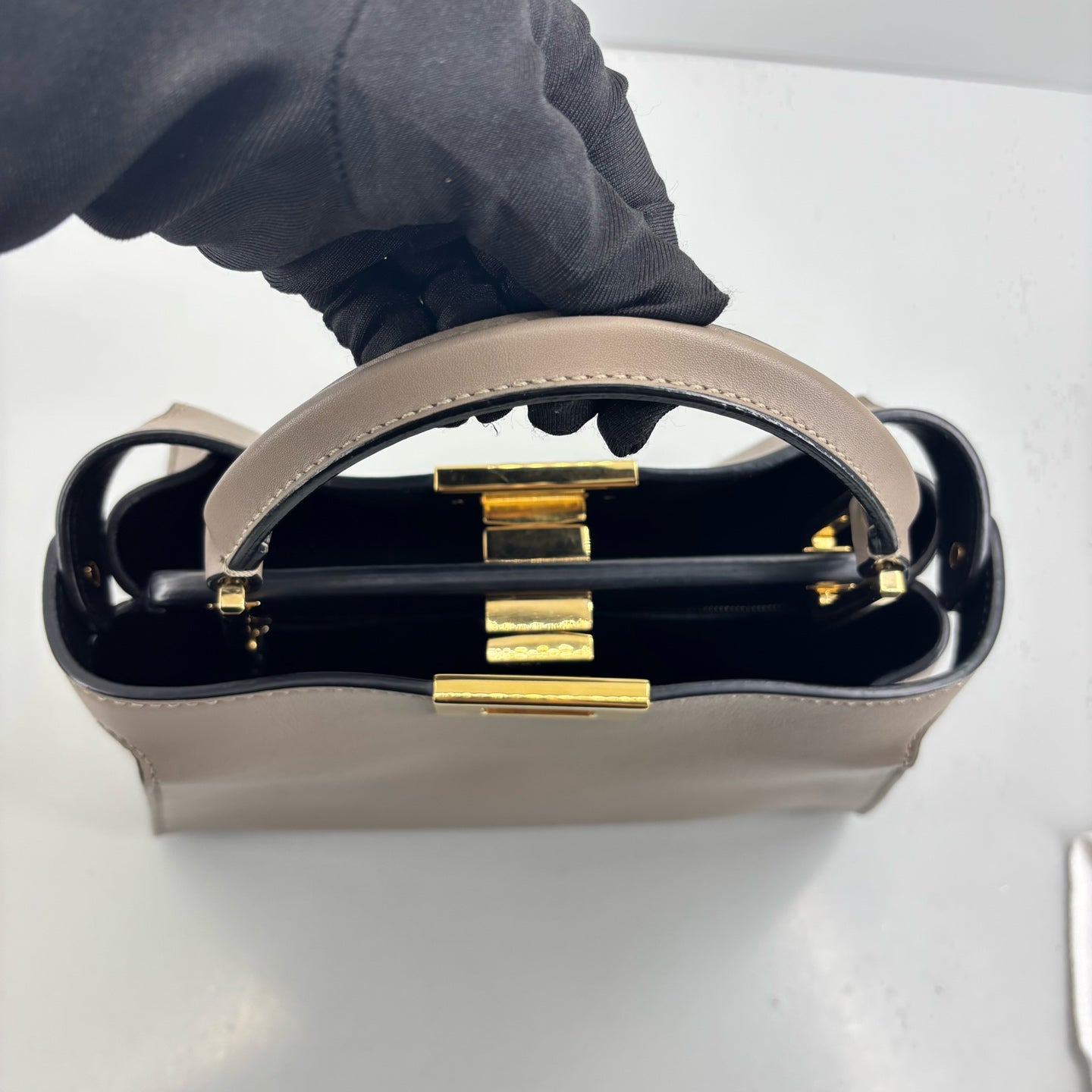 Fendi - Peekaboo - Leather - Grey - (Small)