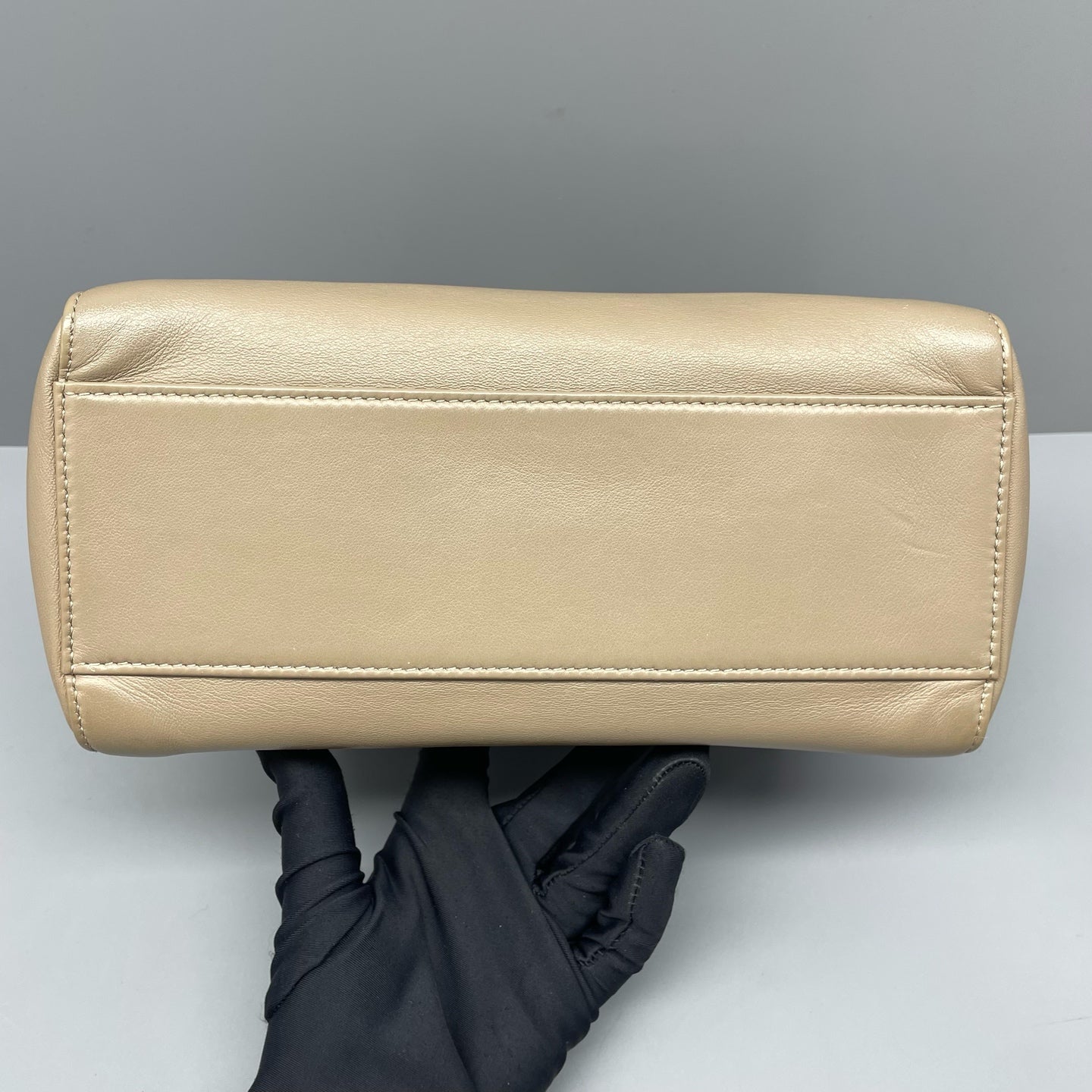 Fendi - Peekaboo - Leather - Grey - (Small)
