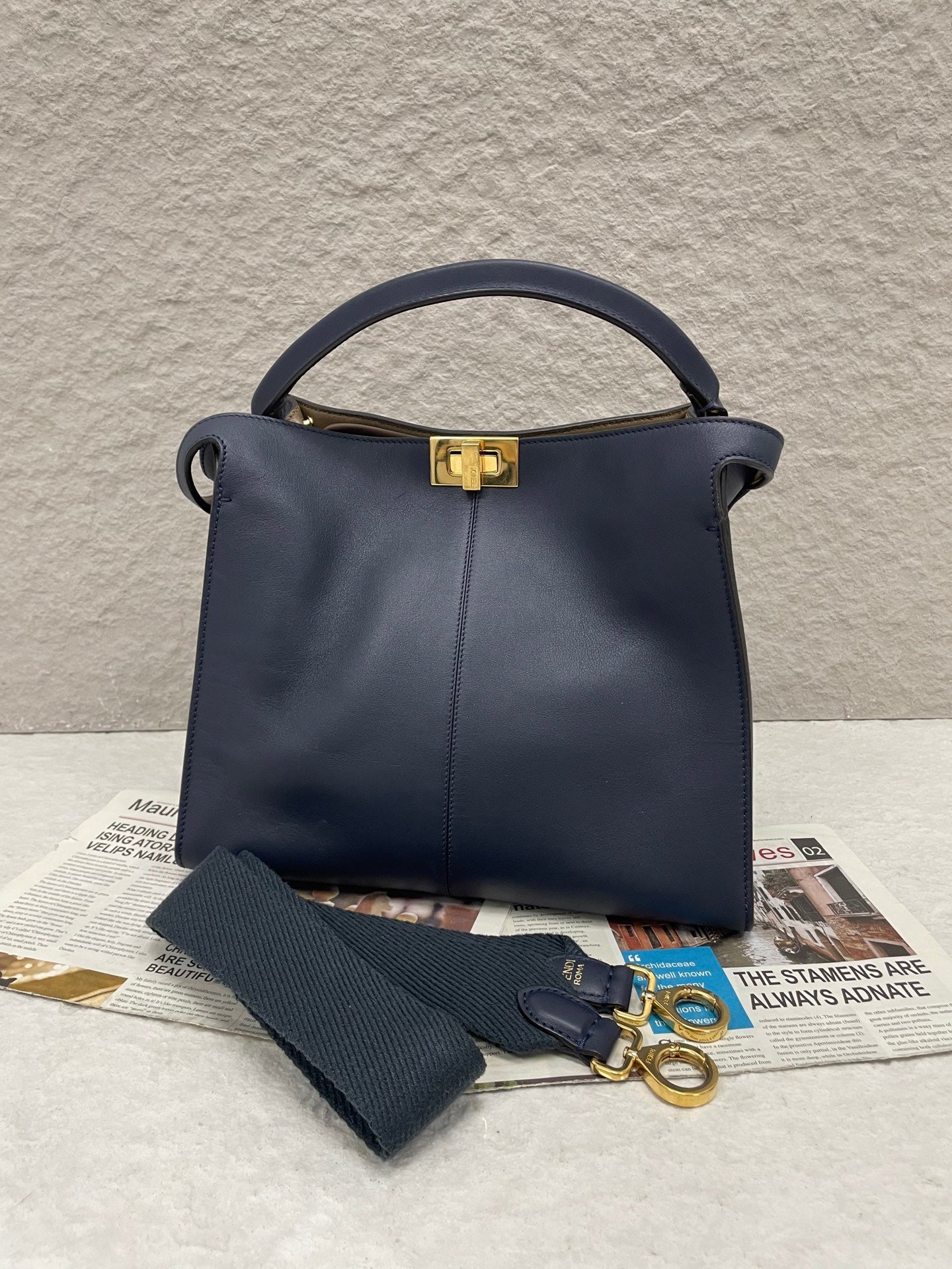 Fendi - Peekaboo - Leather - Navy - (medium)