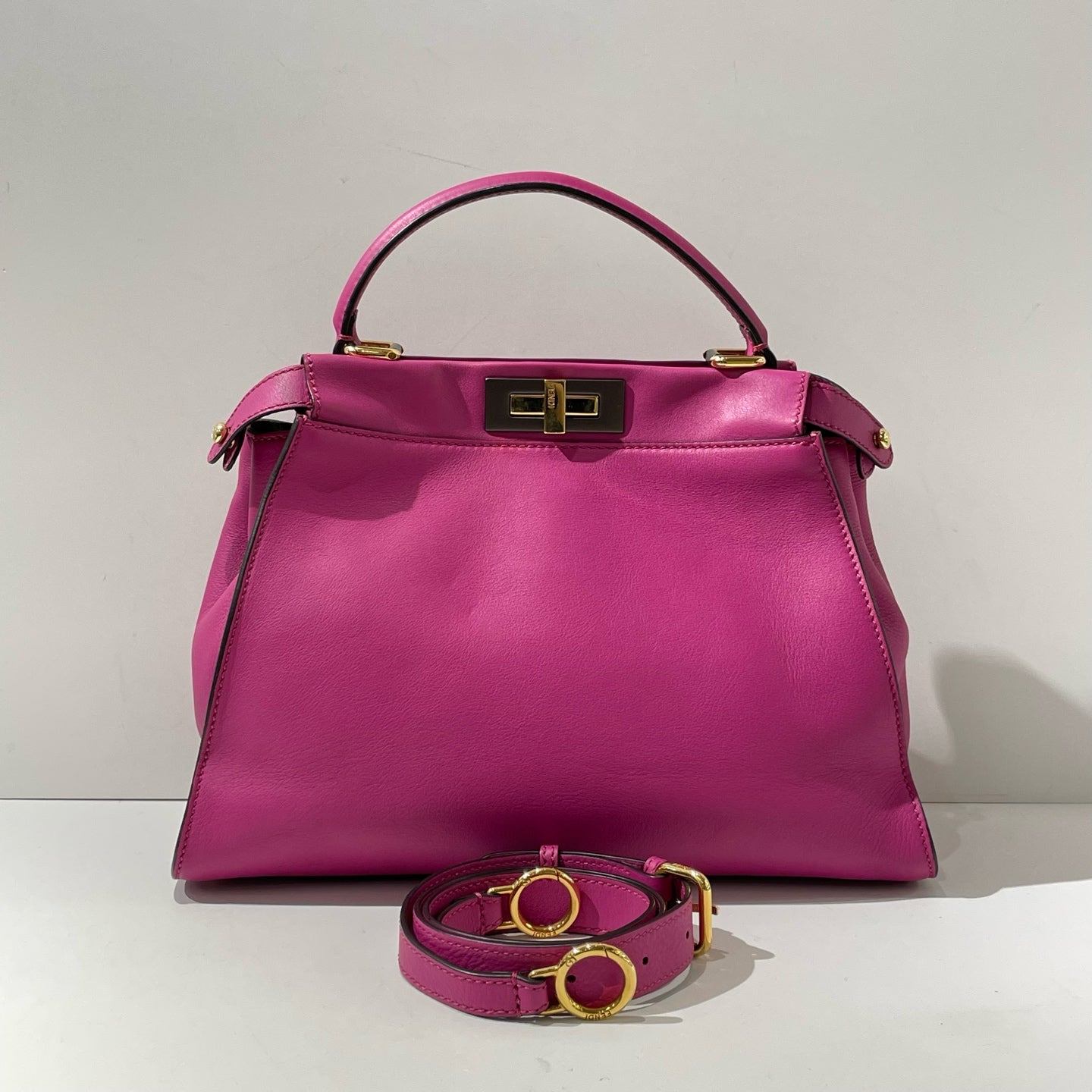 Fendi - Peekaboo - Leather - Pink - (medium)