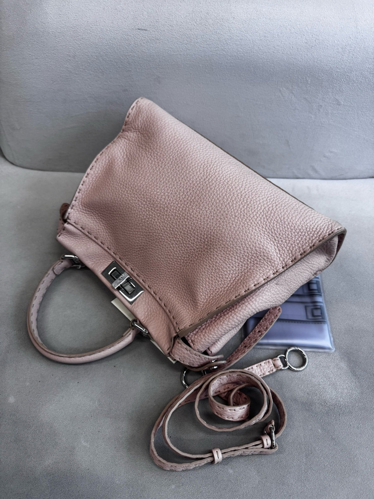 Fendi - Peekaboo - Leather - Pink - (medium)