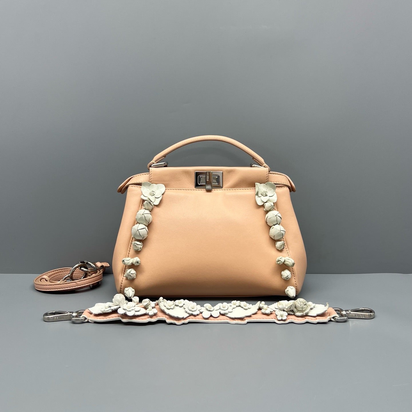 Fendi - Peekaboo - Leather - Pink - (small)