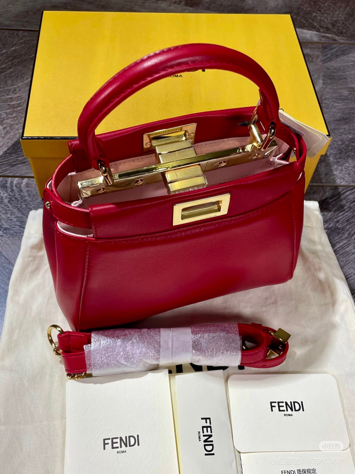 Fendi - Peekaboo - Leather - Red - (mini)