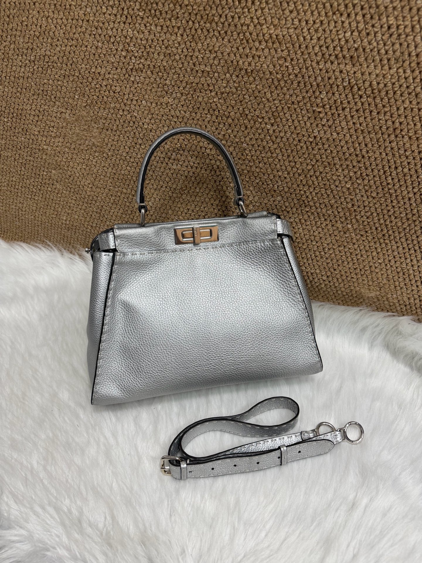 Fendi - Peekaboo - Leather - Silver - (small)