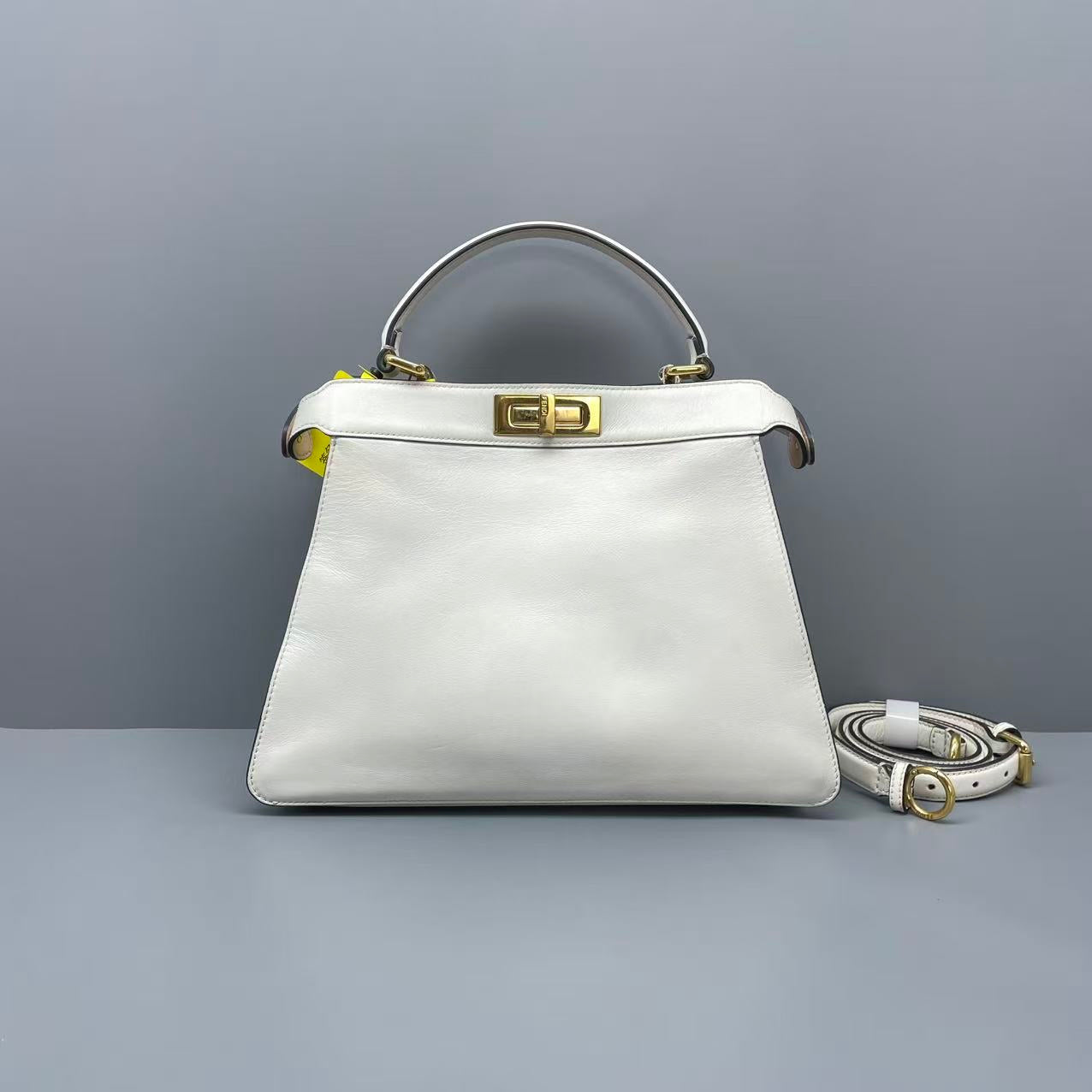 Fendi - Peekaboo - Leather - White - (medium)